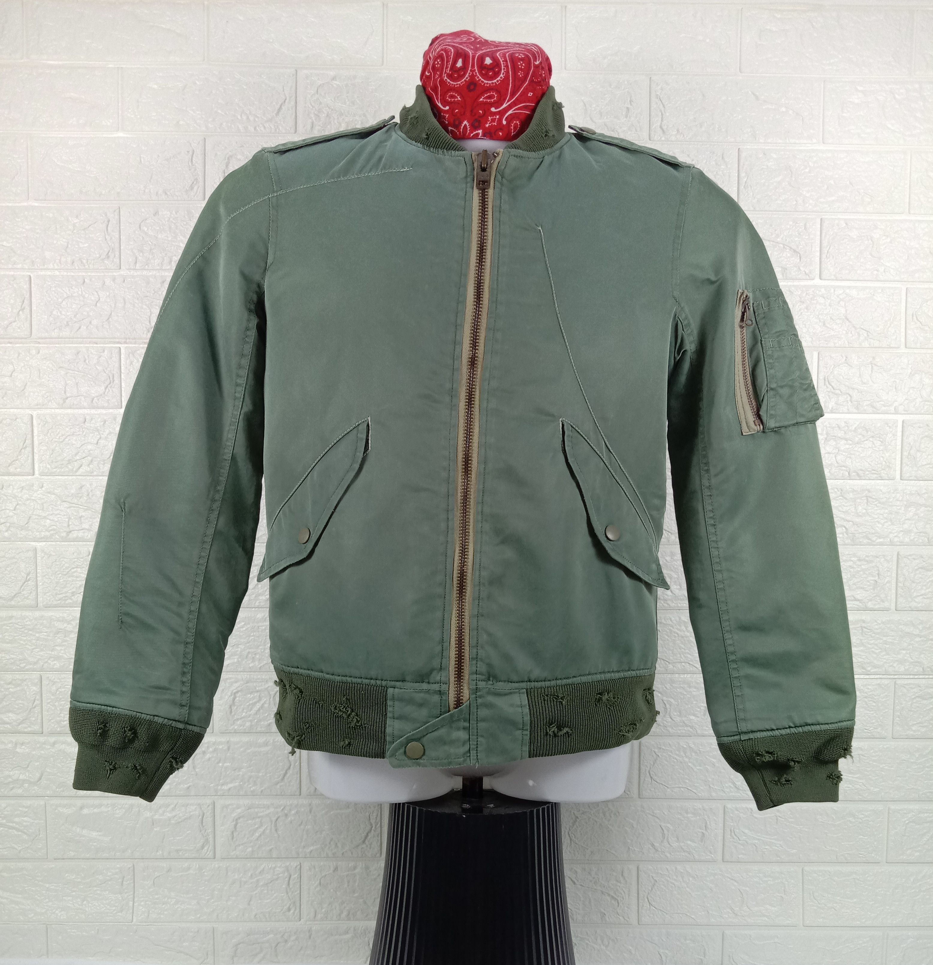 Japanese Brand Vintage Army Japanese Inpaichthys Kerri Bomber Jacket Size US S / EU 44-46 / 1 - 1 Thumbnail