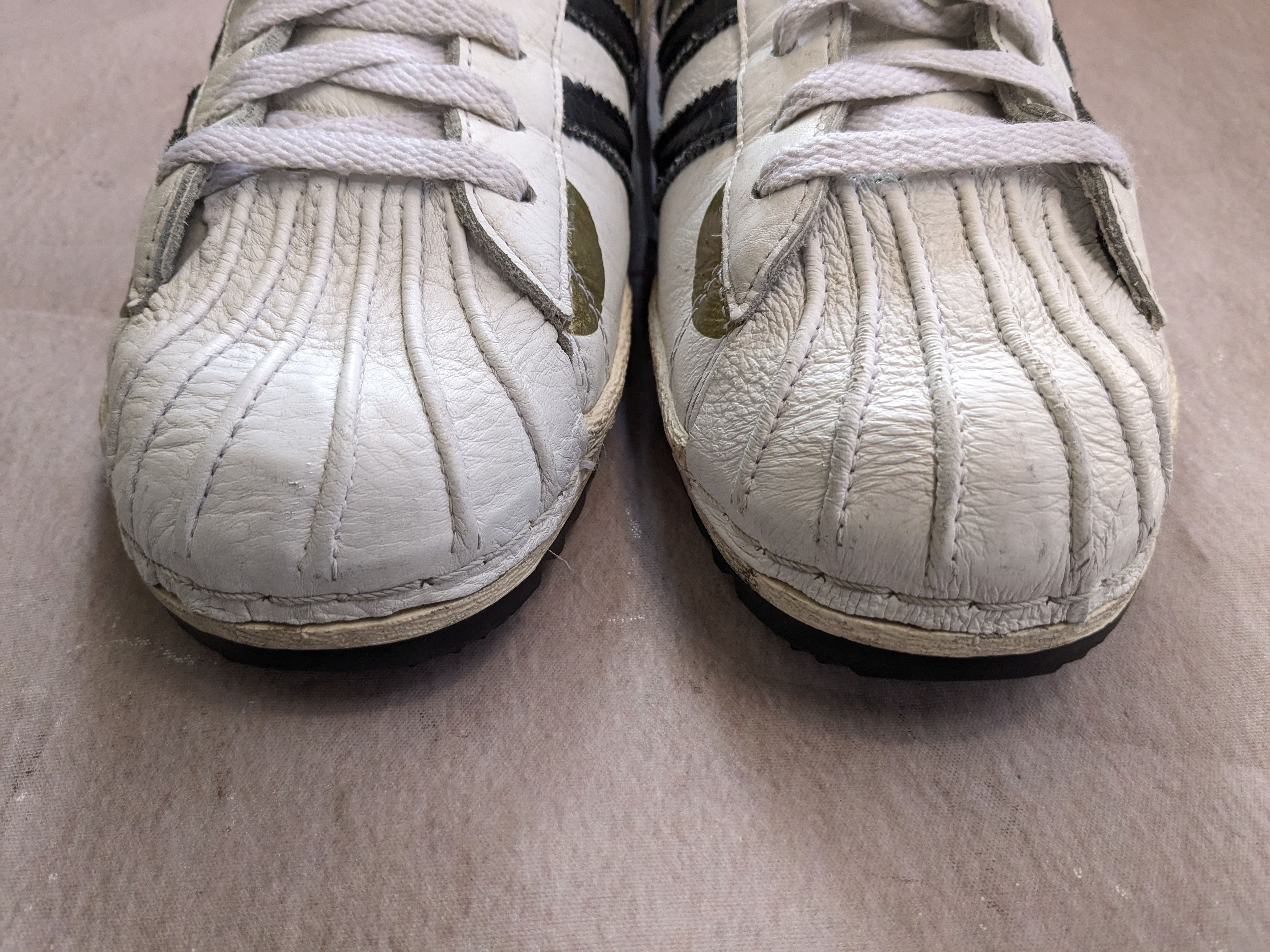 Adidas × Jeremy Scott adidas Jeremy Scott Superstar G61527 White Black 9 Gold Size US 9 / EU 42 - 2 Thumbnail