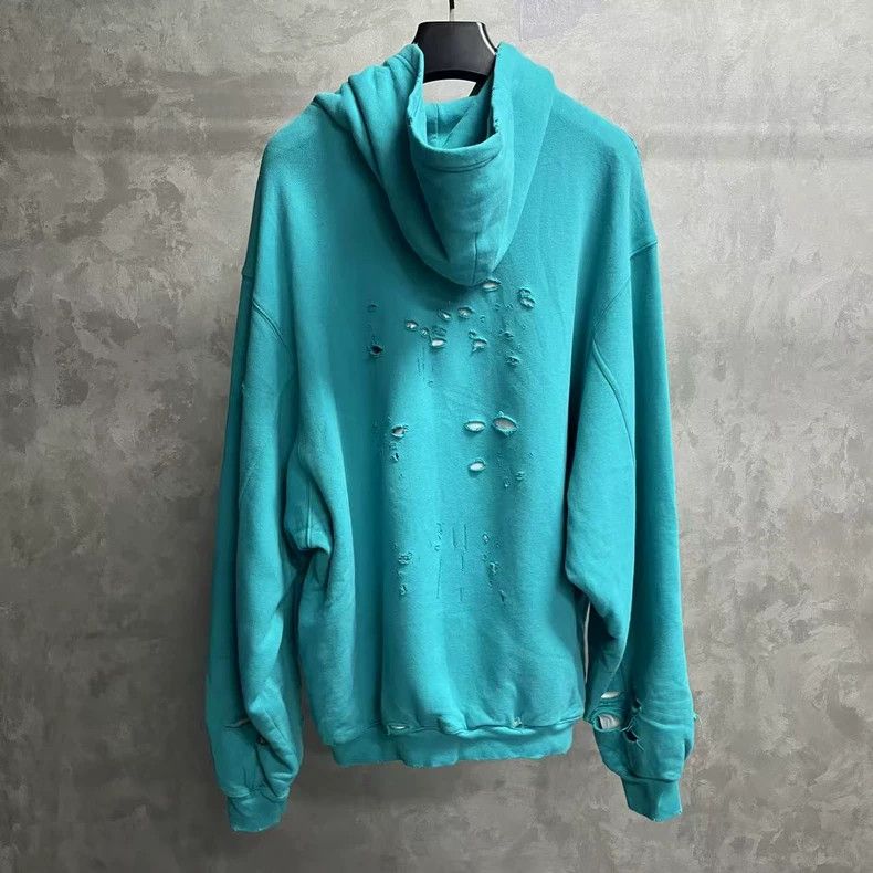 Balenciaga Balenciaga Sky blue monogrammed ripped hoodie 2505-Nextarro Size US XS / EU 42 / 0 - 5 Thumbnail