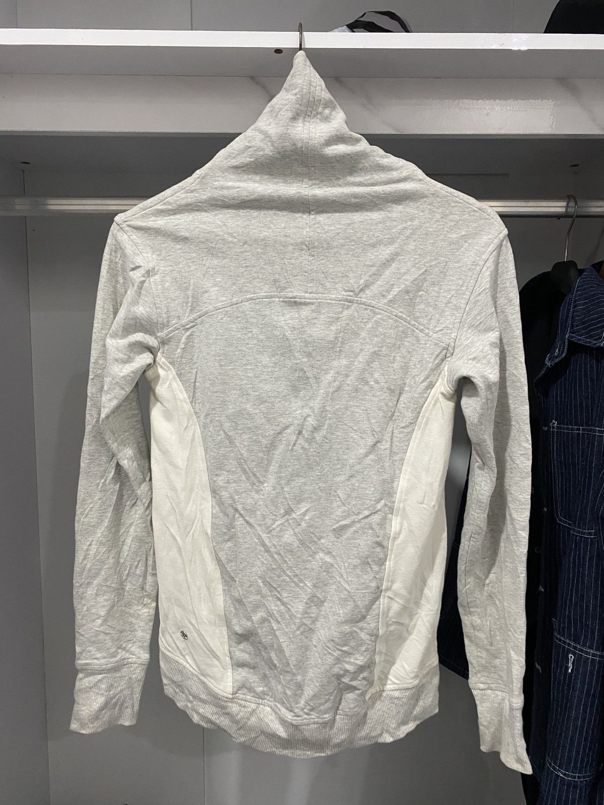 Lululemon Lululemon Turtle Sweater Size M / US 6-8 / IT 42-44 - 4 Thumbnail