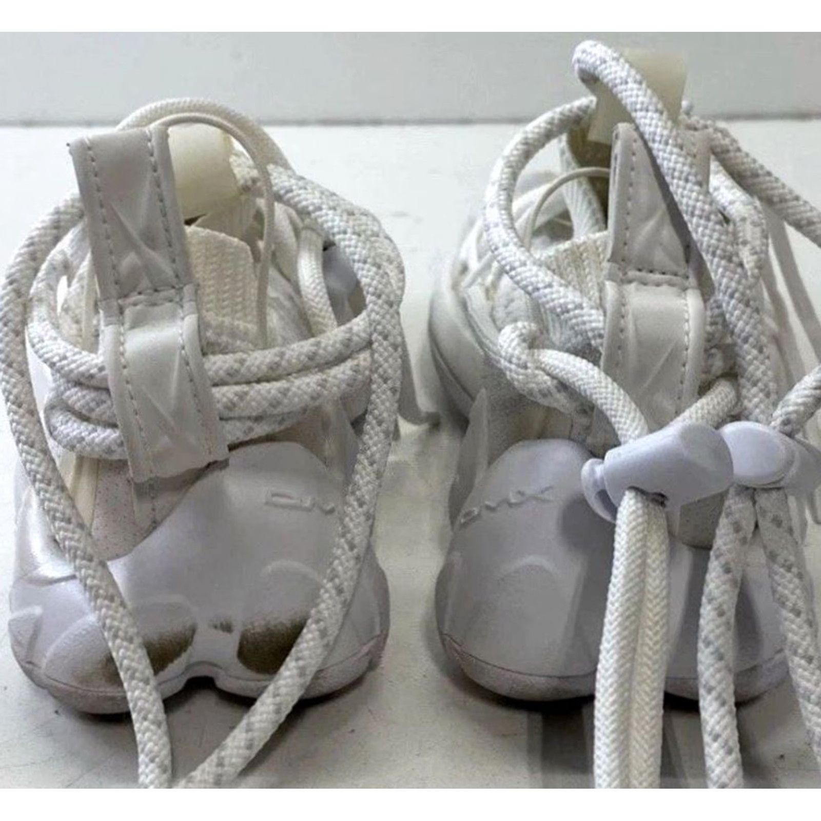 Reebok VINTAGE Womens Reebok Pyer Moss DMX Fusion Experiment Skull Gray Sneakers CN7412 Size 5 White Skull Sneaker Womens Size US 5 / IT 35 - 5 Thumbnail