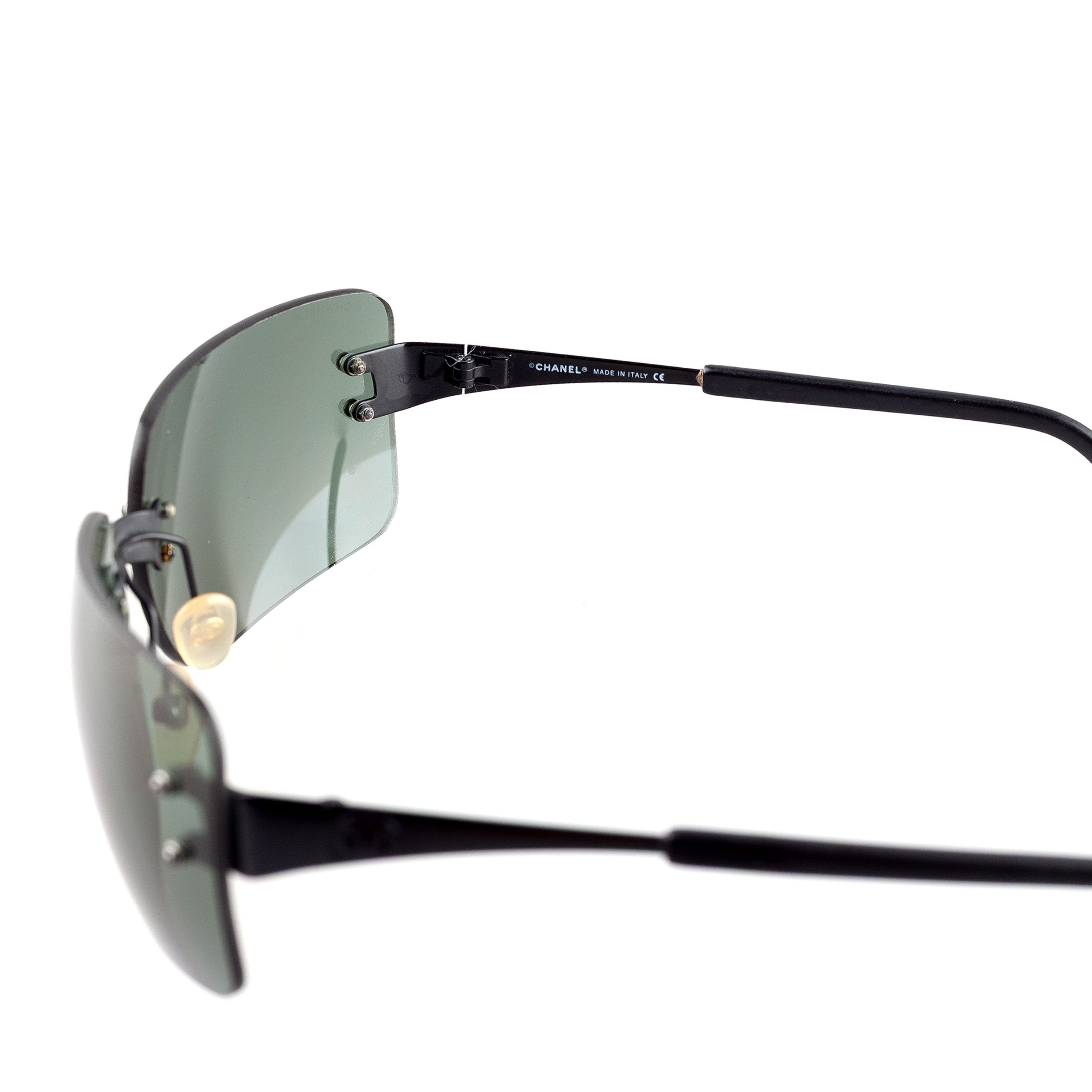 Chanel Chanel 4005 C.101/71 Rimless Vintage Sunglasses Size ONE SIZE - 10 Thumbnail
