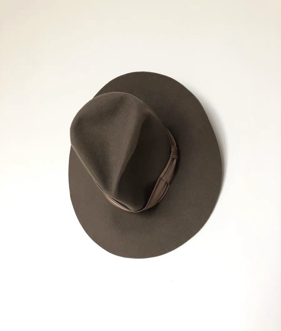 Takahiromiyashita The Soloist. TAKAHIROMIYASHITA THE SOLOIST tall top hat Size ONE SIZE - 1 Thumbnail