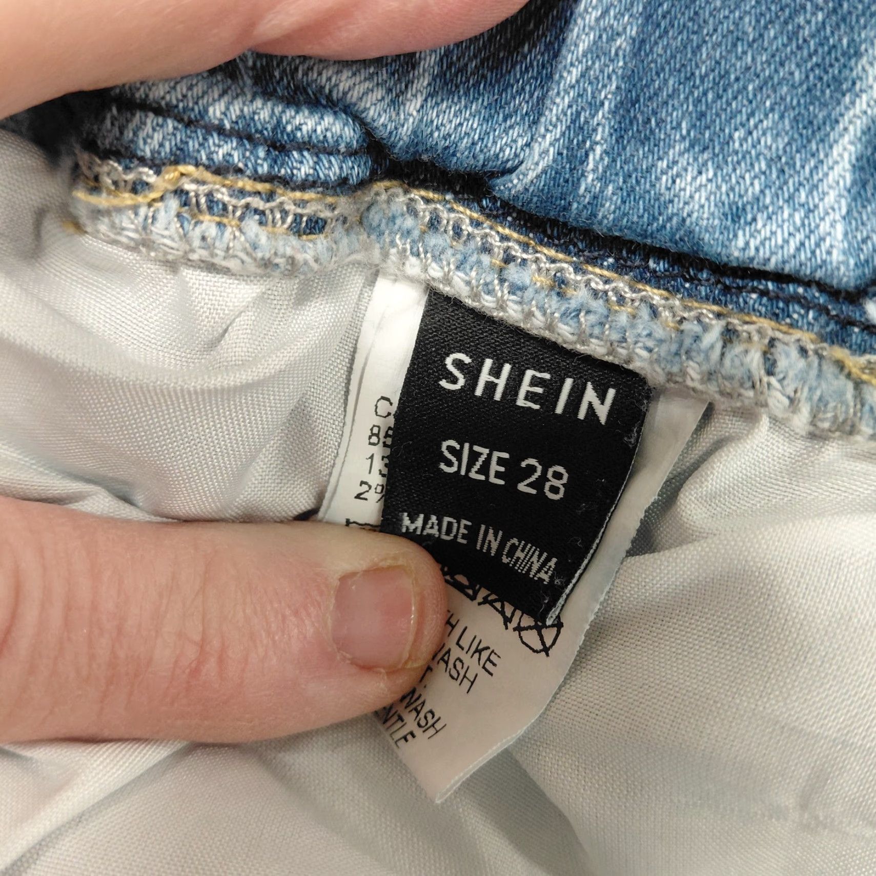 Shein Shein Drawstring Jeans Women’s Sz. 28 Blue Denim Ripped Soft Waist Comfortable Size 28" / US 6 / IT 42 - 5 Thumbnail