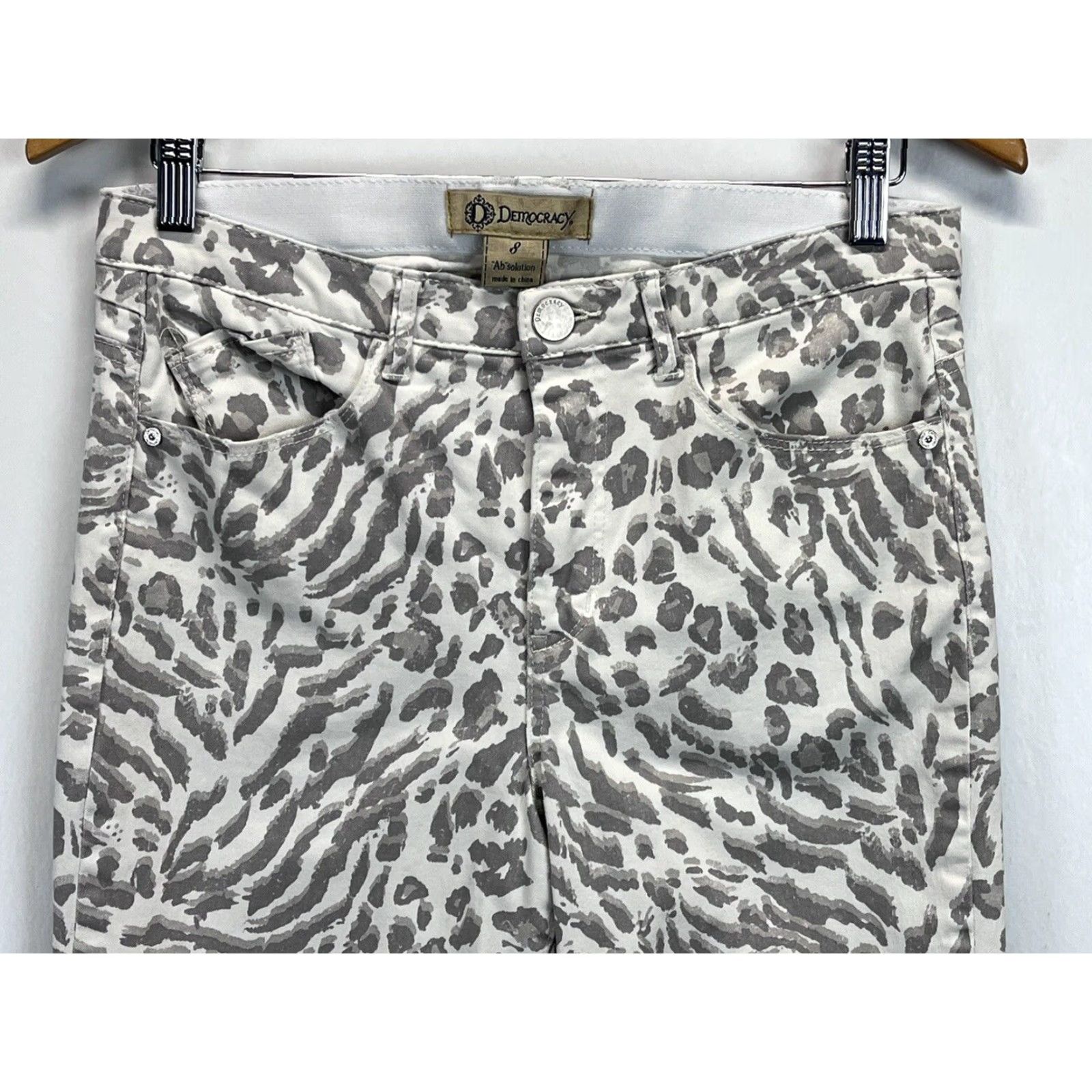 Vintage DEMOCRACY Animal Print Jeans Sz 8 Womens Skinny Raw Hem White Grey Leopard Size 30" / US 8 / IT 44 - 2 Thumbnail
