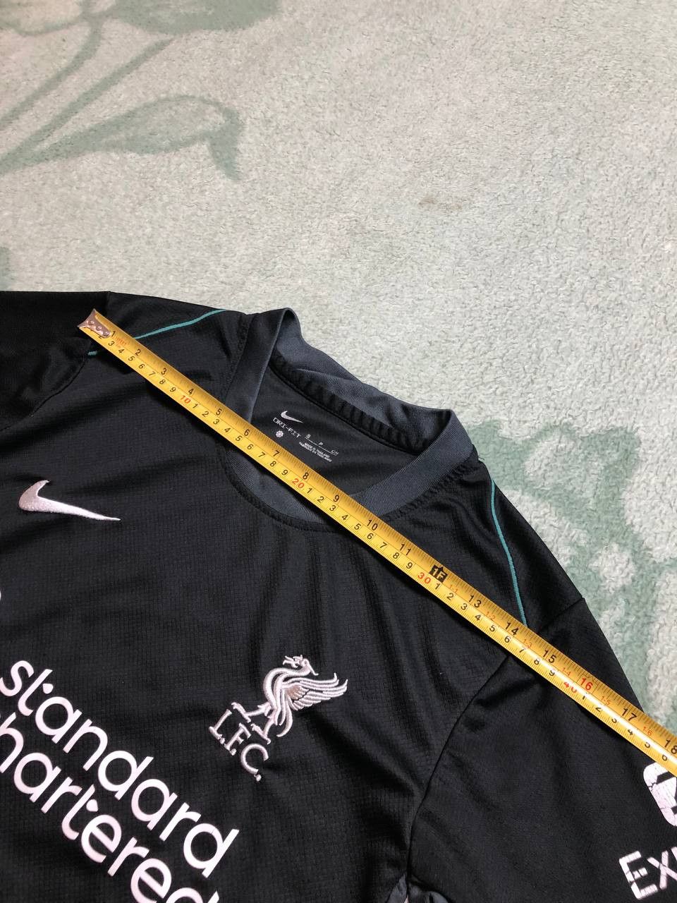 Nike Vintage Nike Liverpool 2024-2025 Jersey Size S Size US S / EU 44-46 / 1 - 9 Thumbnail