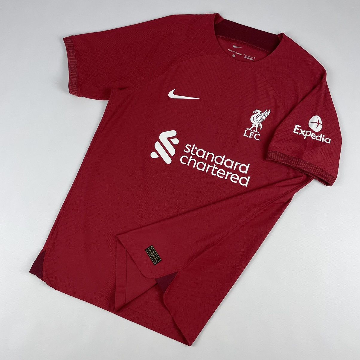 Nike Nike Liverpool FC 2022/23 Home Soccer Jersey Football Shirt Size US M / EU 48-50 / 2 - 5 Thumbnail