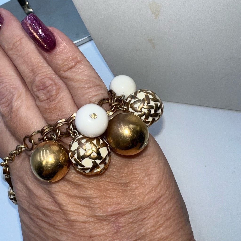 Kate Spade Kate Spade Vintage Bauble Charm Bracelet Bangle Keswick Can Size ONE SIZE - 8 Thumbnail