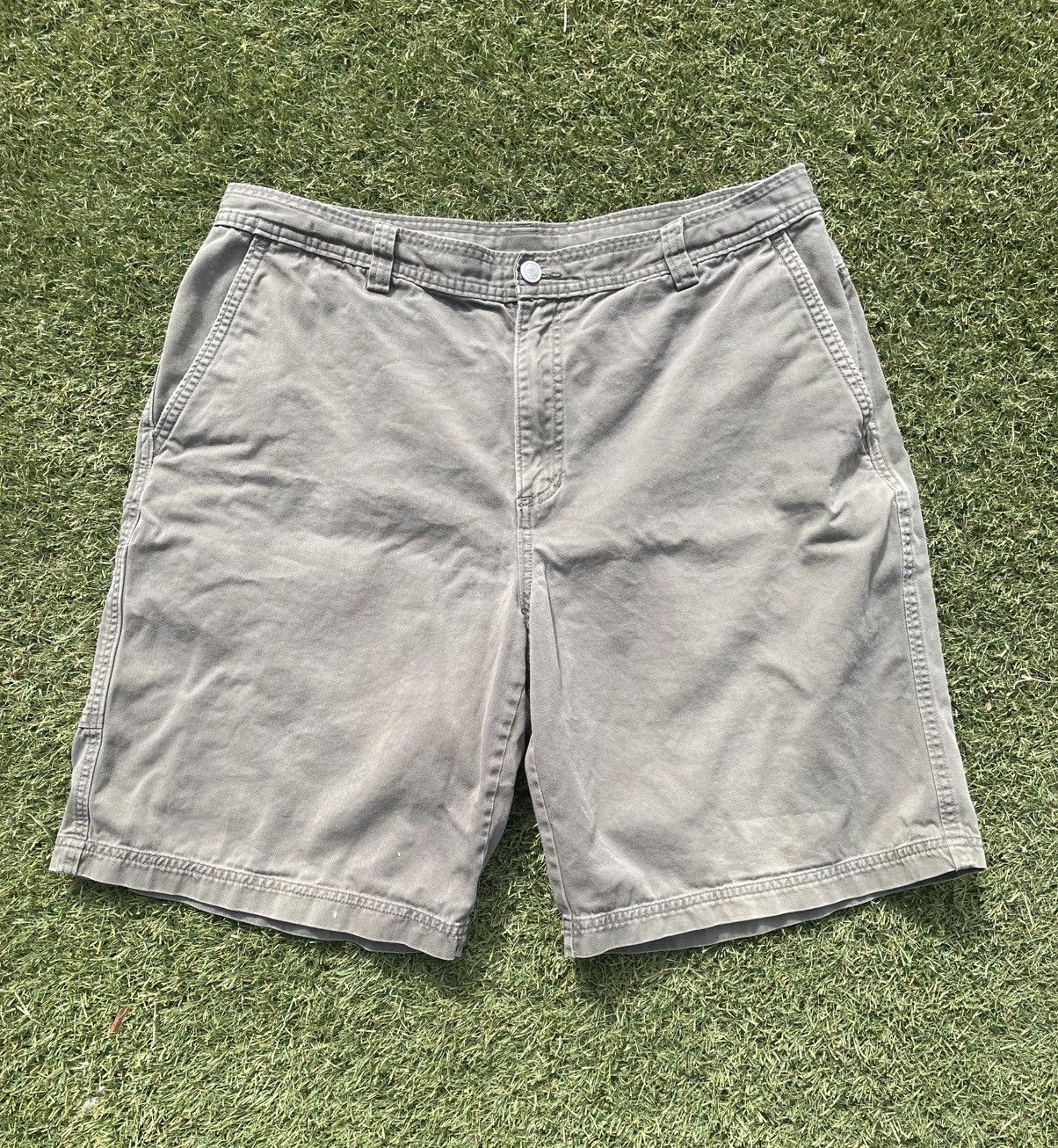 The North Face VTG The North Face Men’s Baker Cargo Shorts Size 38 Green Size US 38 / EU 54 - 1 Thumbnail