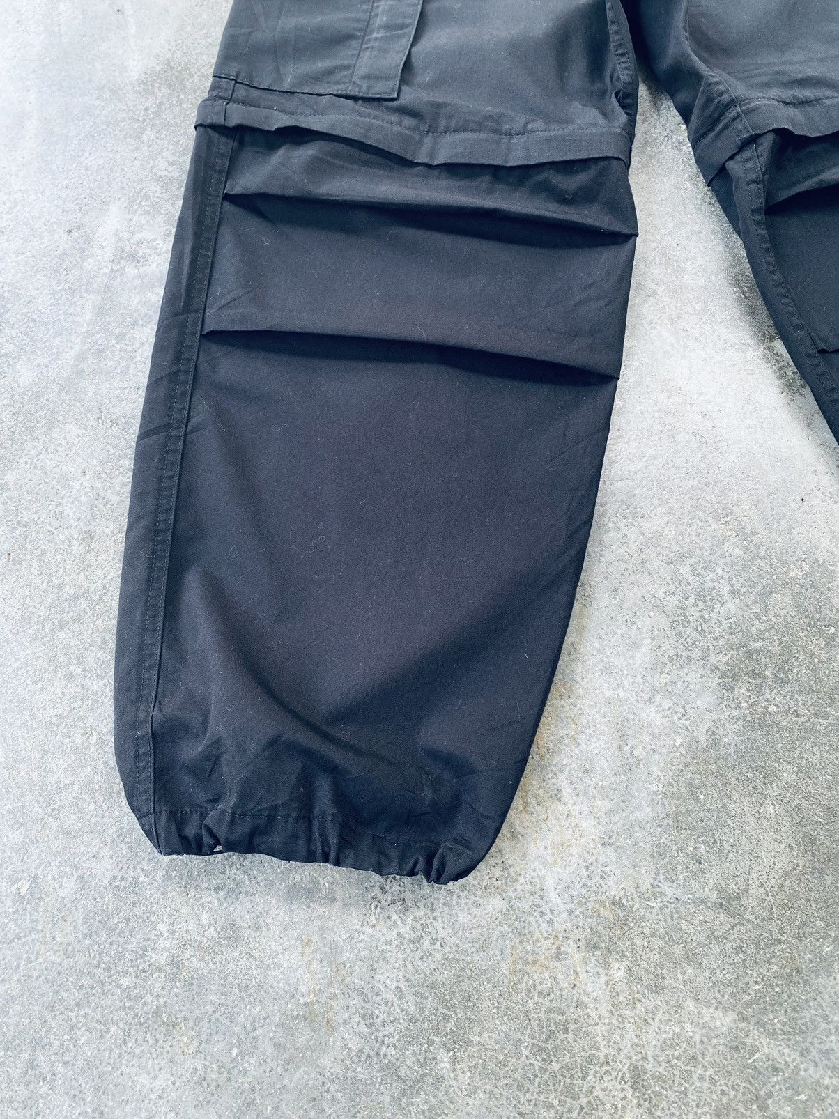 GU × Undercover Undercover Gu Parachutes Cargo Pants Size US 30 / EU 46 - 22 Thumbnail