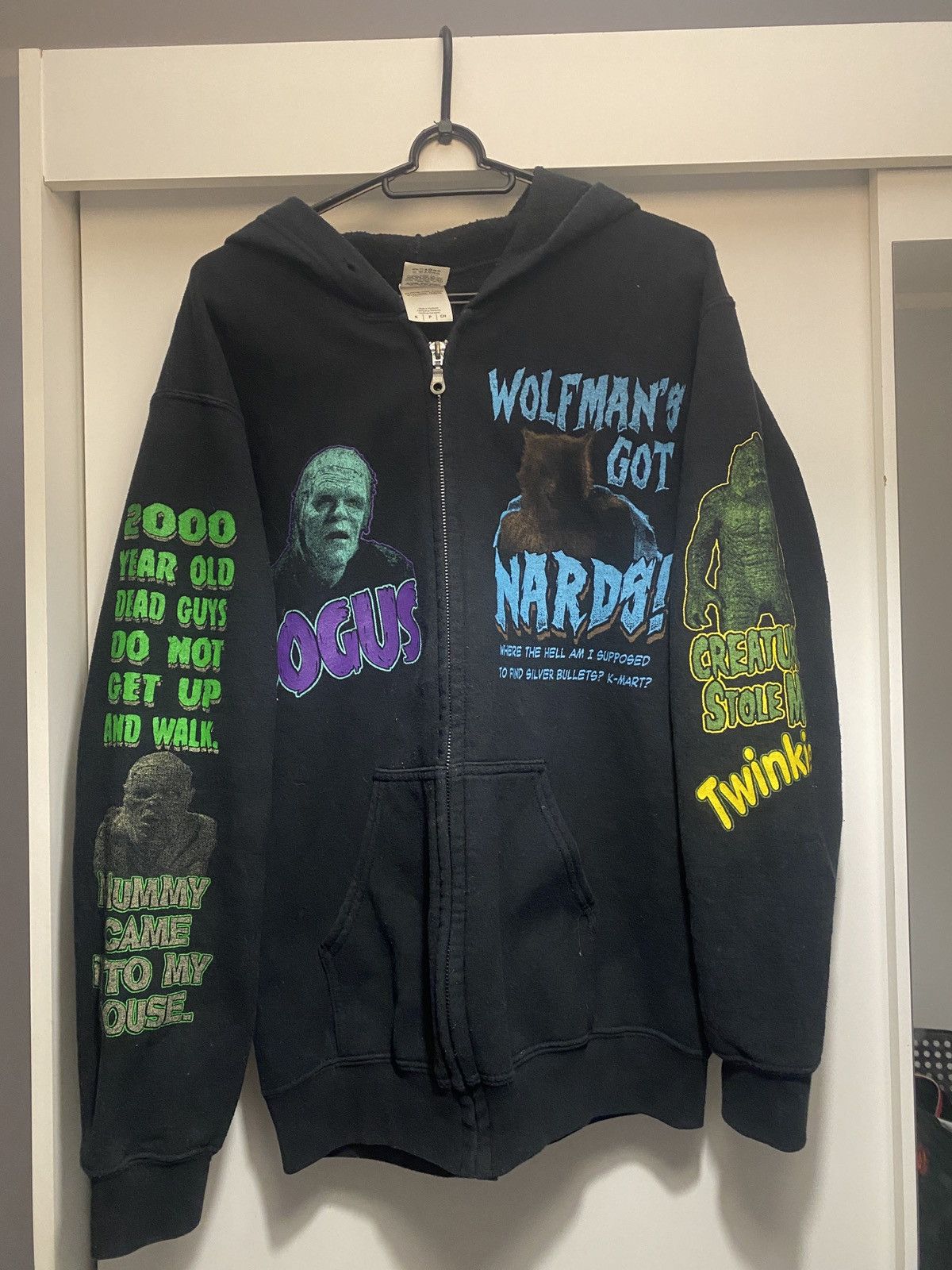Expert Horror The monster squad horror aop vintage y2k rare sweatshirt Size US S / EU 44-46 / 1 - 1 Thumbnail