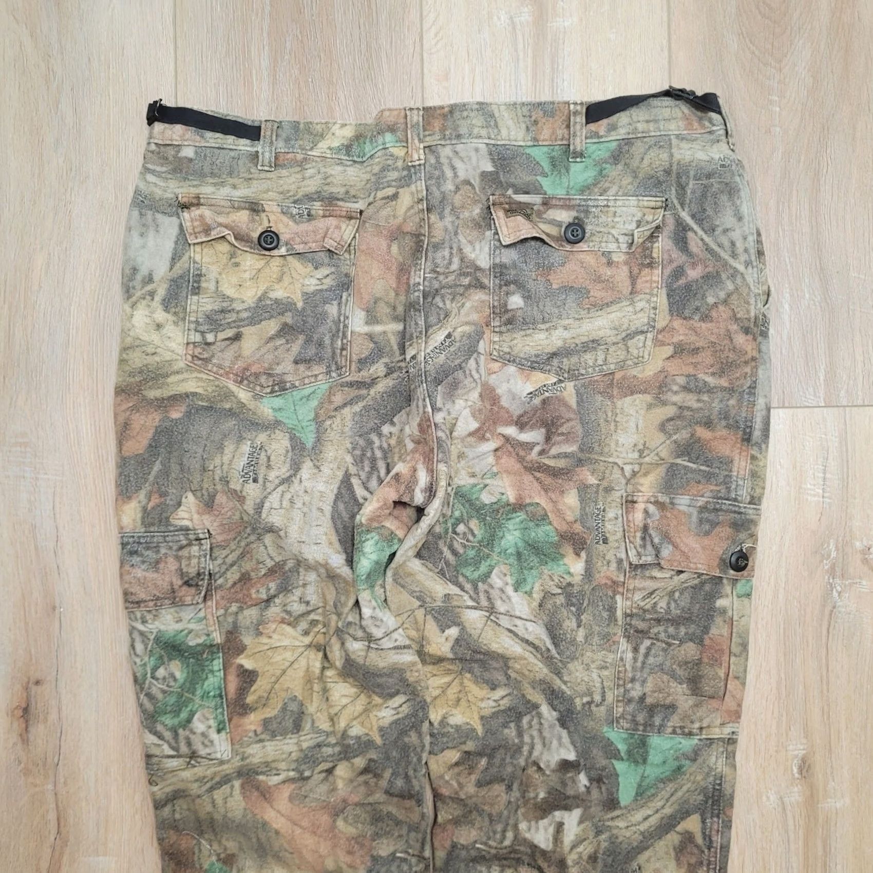 Vintage VINTAGE Y2K Advantage Camo Cargo Chamois Pants Mens 2XL Adjustable Waist 40-43 Whitewater Outdoors Relaxed Fit Camouflage Pattern Straight Leg Mens Size US 43 - 5 Thumbnail