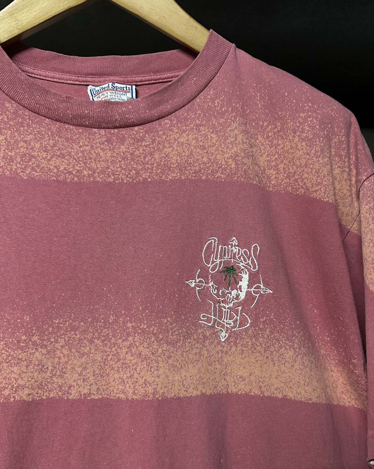 Band Tees Vintage 90s Cypress Hills Embroidery Logo Single Stitch Tee Size US XL / EU 56 / 4 - 1 Thumbnail