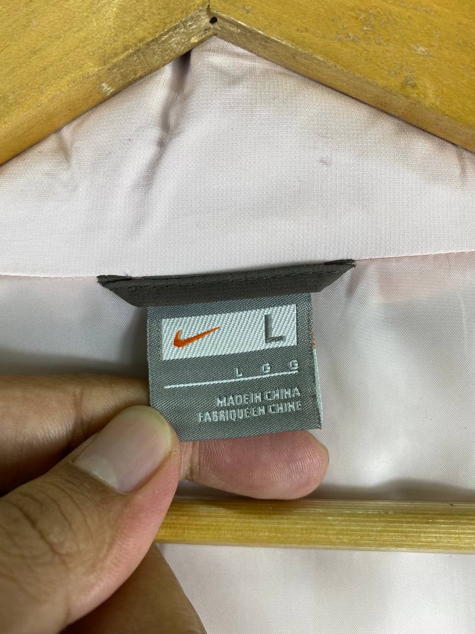 Nike nike long puffer jacket embroided logo nice design Size L / US 10 / IT 46 - 7 Thumbnail