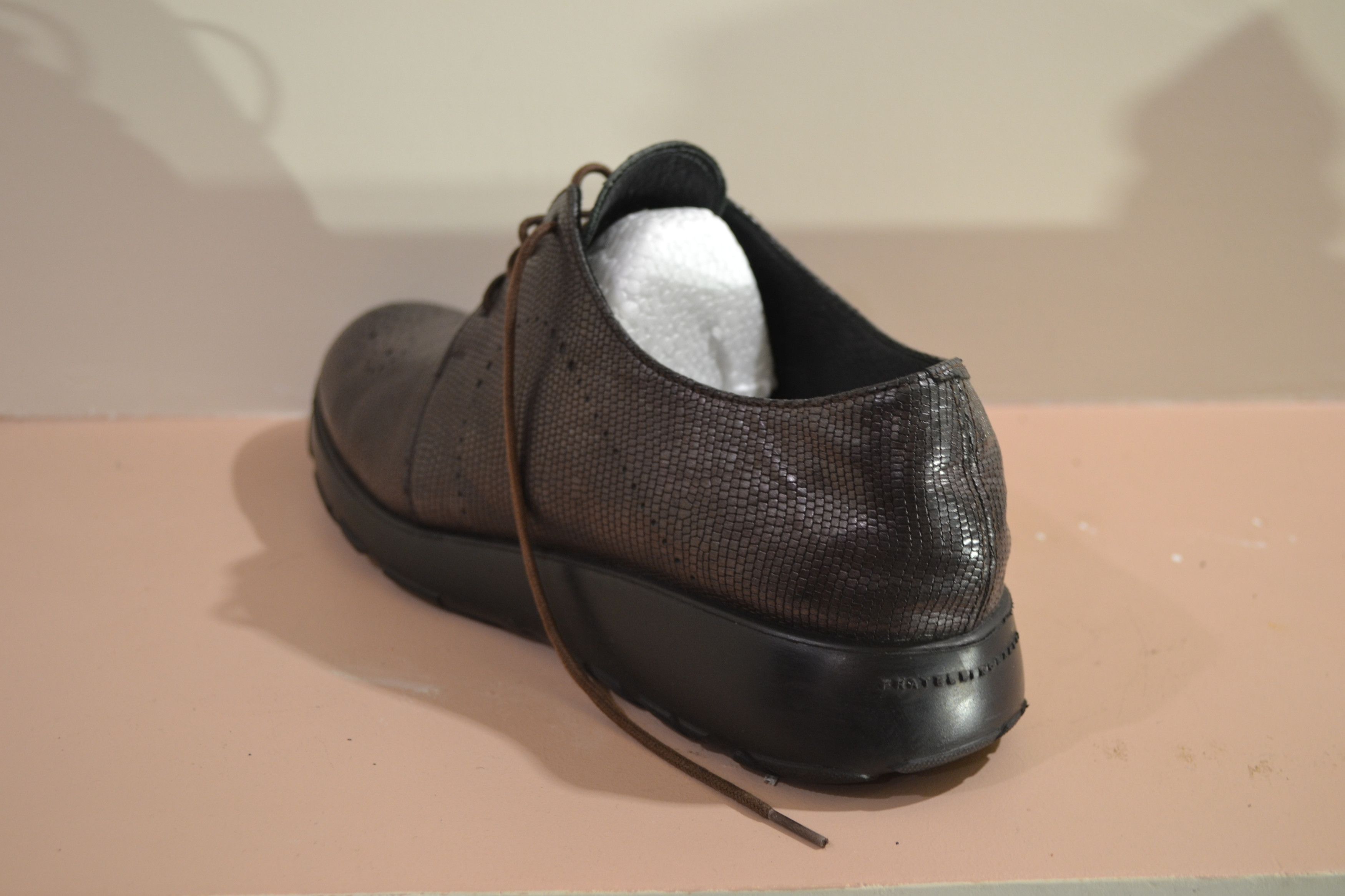 Fratelli Rossetti Fratelli Rossetti Textured Leather Oxford Shoes | Metallic Size US 7.5 / IT 37.5 - 5 Thumbnail