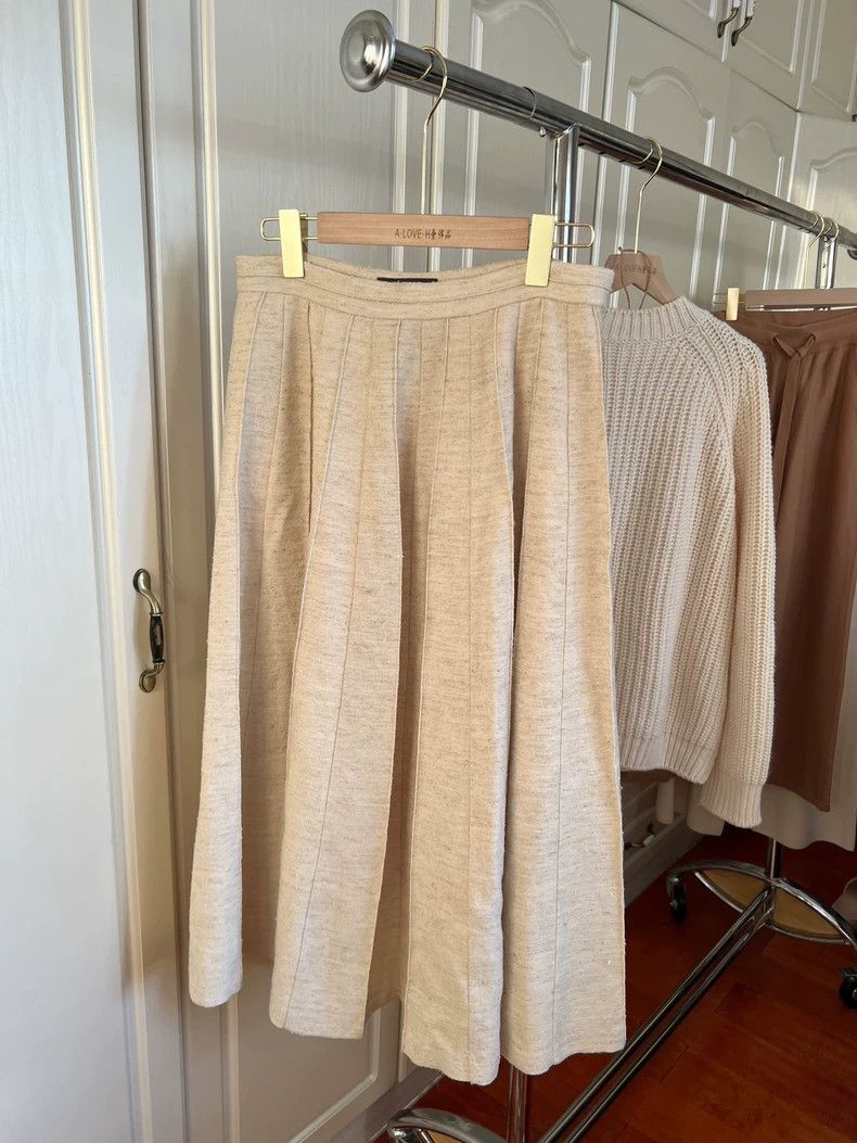 Loro Piana LORO PIANA Cashmere sweater + linen pleated skirt Size M / US 6-8 / IT 42-44 - 3 Thumbnail