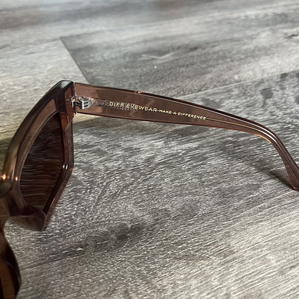 Other DIFF Eyewear Dani Sunglasses Rose Stone Taupe Rose Gradient Size ONE SIZE - 7 Thumbnail