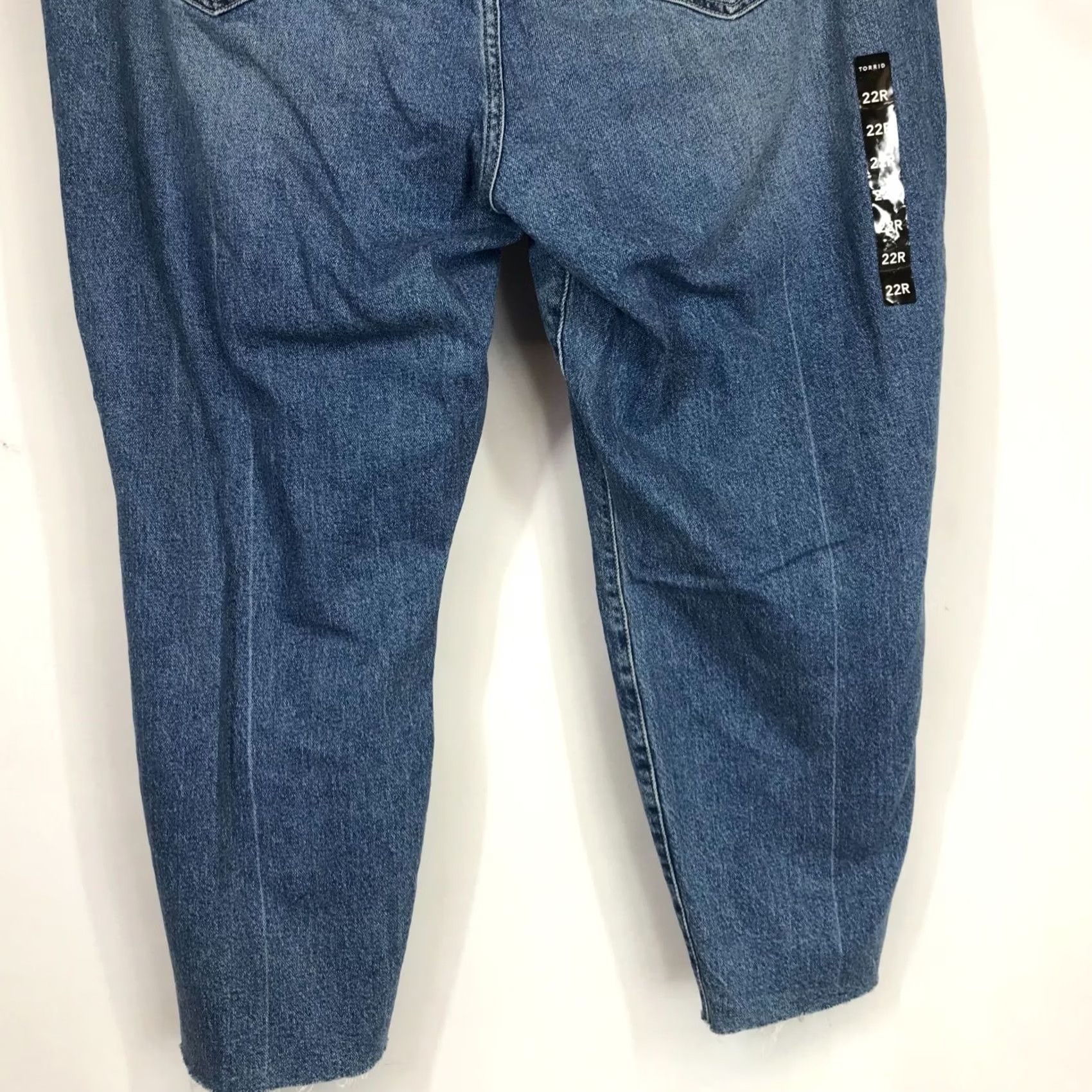 Torrid TORRID Jeans Womens 22R Blue Denim High Rise Straight Feel The Fit Size 40" / US 18 - 6 Thumbnail