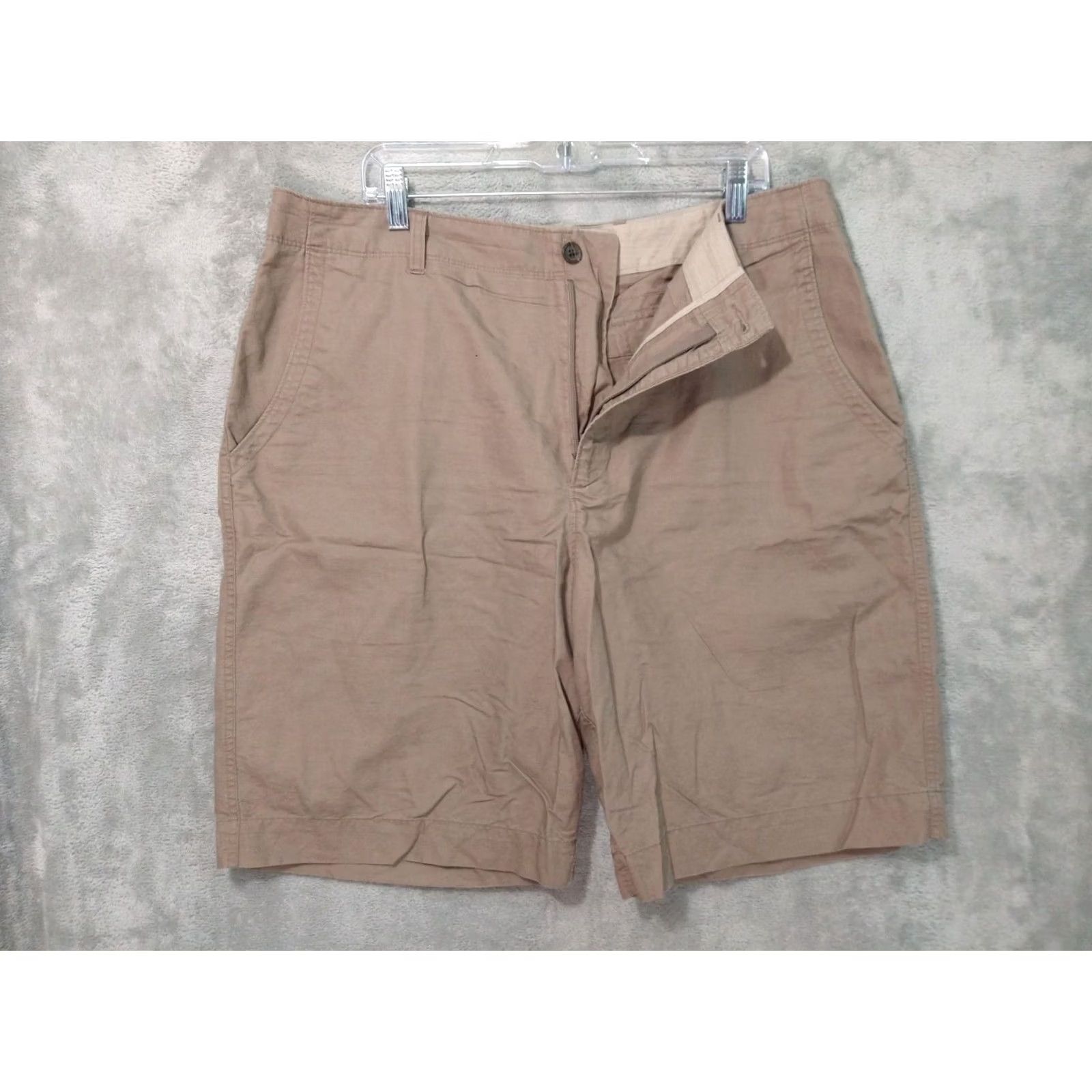 Banana Republic Banana Republic Shorts Mens 38 Beige Chino Linen Blend Flat Front Casual 38 Beige Breathable Lightweight Pockets Summer Spring Mens Size US 38 / EU 54 - 2 Thumbnail