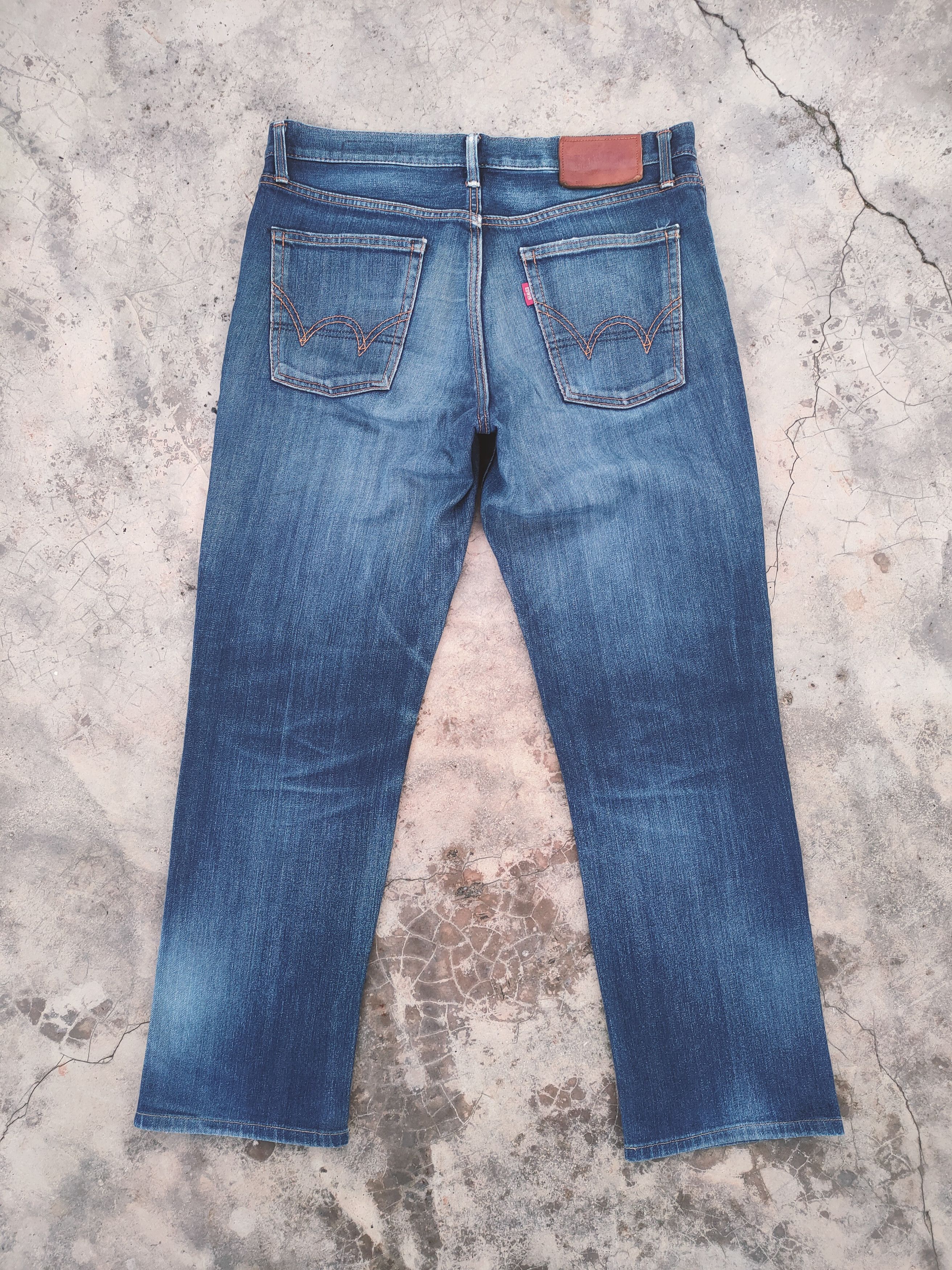 Edwin VINTAGE EDWIN MADE IN JAPAN FADED RIPPED JEANS DENIM Size US 36 / EU 52 - 8 Thumbnail
