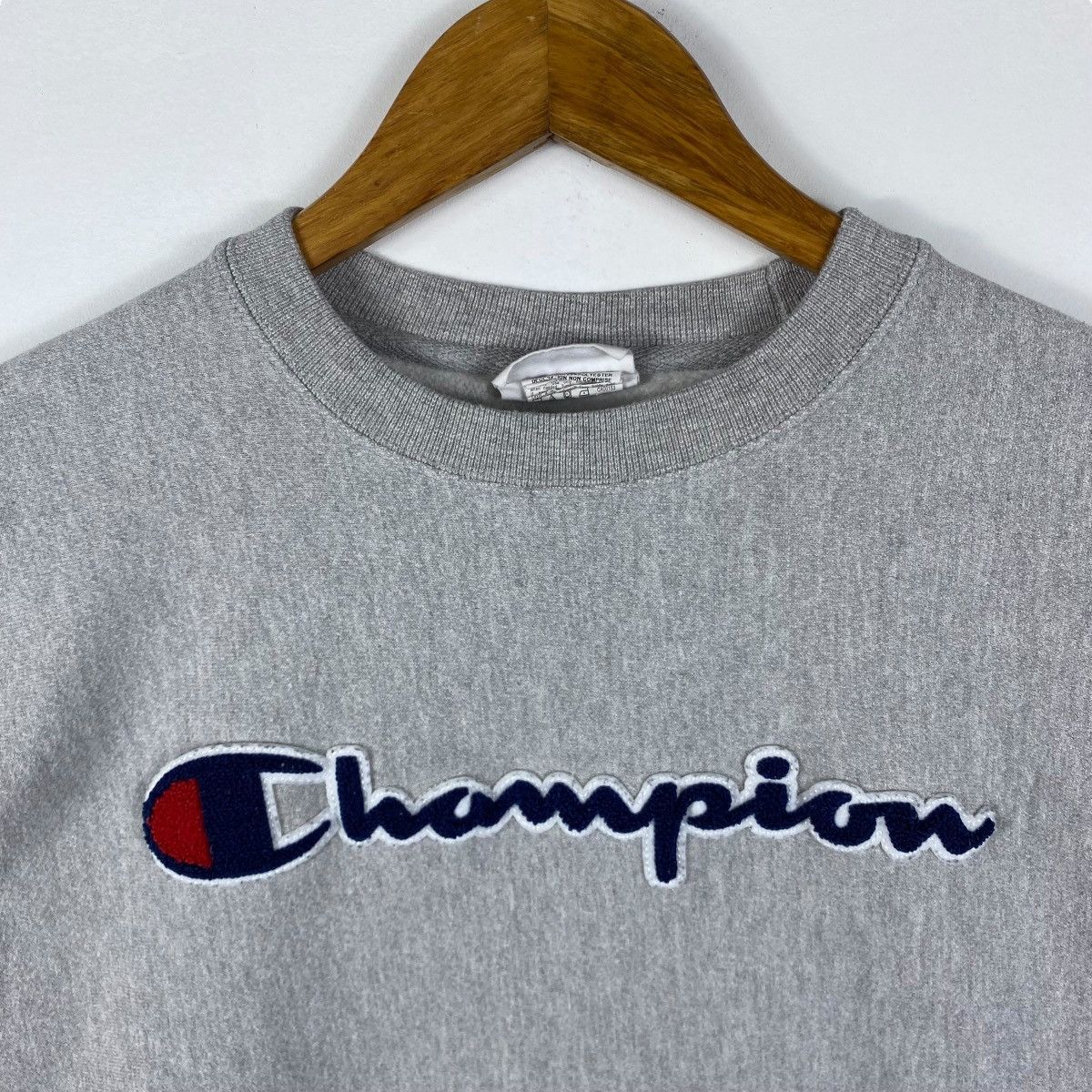 Champion × Vintage Vintage 00's CHAMPION Reverse Weave Embroidery Logo Crewneck Size US M / EU 48-50 / 2 - 2 Thumbnail