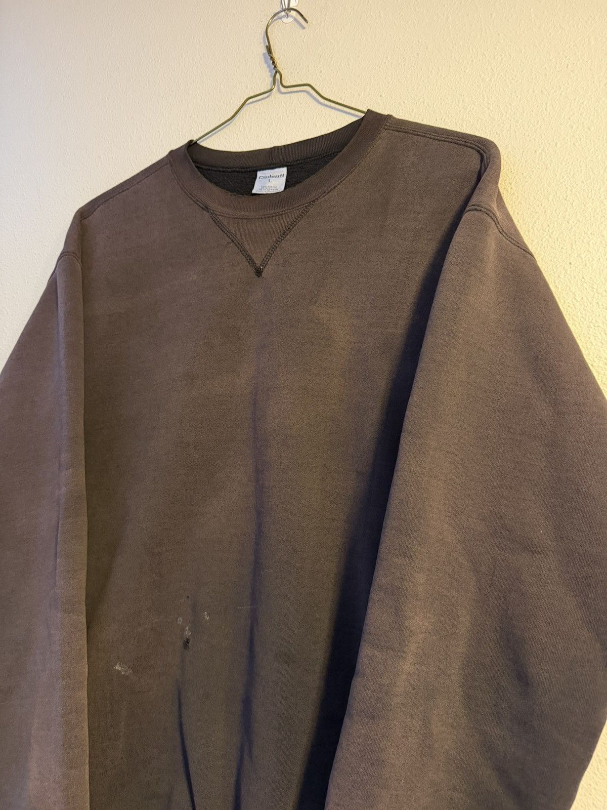 Carhartt Nice fade! 2000s black carhartt crewneck Size US L / EU 52-54 / 3 - 1 Thumbnail