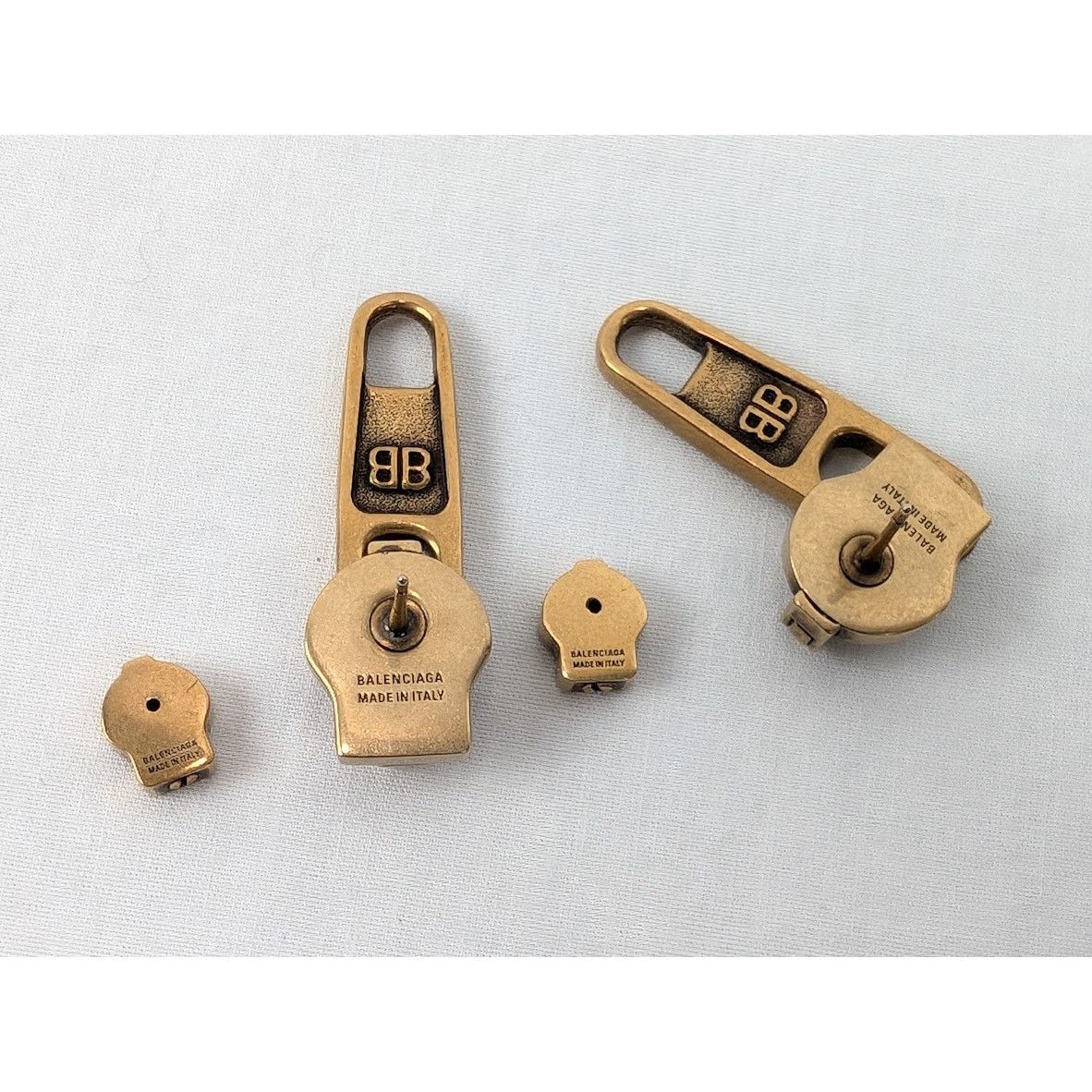 Balenciaga o1rshd1 Size: OS / Women's Zip Earrings Brass/Antique Gold Size ONE SIZE - 12 Thumbnail