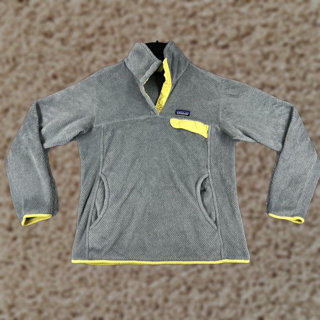 Patagonia Patagonia Sweater Women Large Gray Re-Tool Snap-T Pullover Polyester 25442 Size L / US 10 / IT 46 - 1 Thumbnail