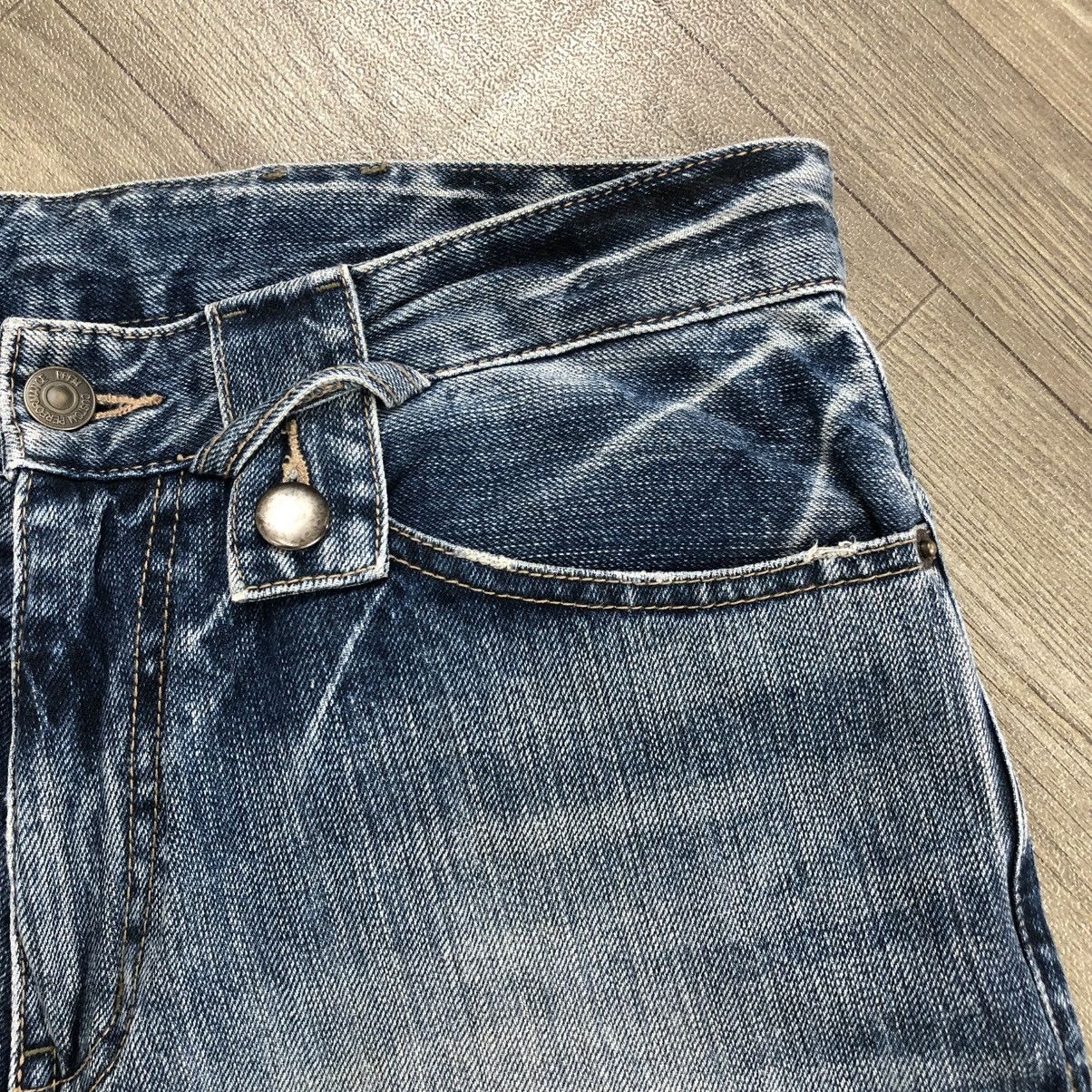 PPFM 2000s PPFM Distressed Lgb Bondage Multipocket Cargo Jeans Size US 31 - 6 Thumbnail