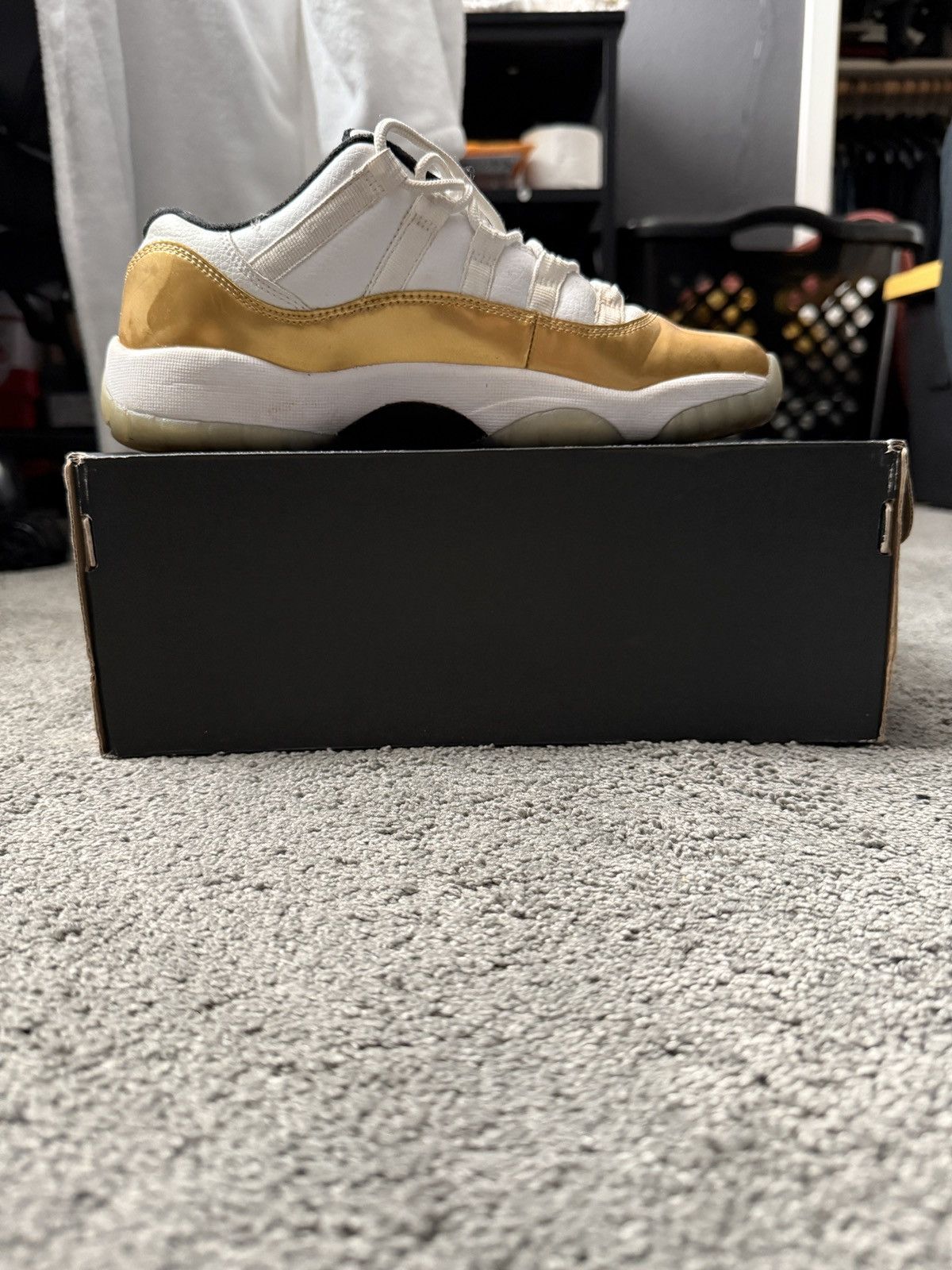 Jordan Brand Jordan 11 closing ceremony Size US 6.5 / EU 39-40 - 5 Thumbnail