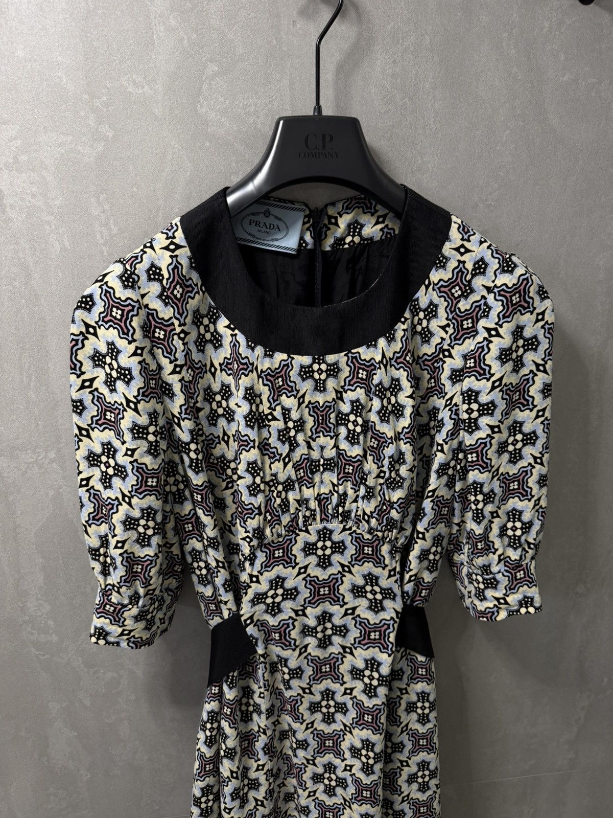 Prada Prada 2015 Purple & Blue Printed Viscose Stretch Crepe Dress Size S / US 4 / IT 40 - 4 Thumbnail