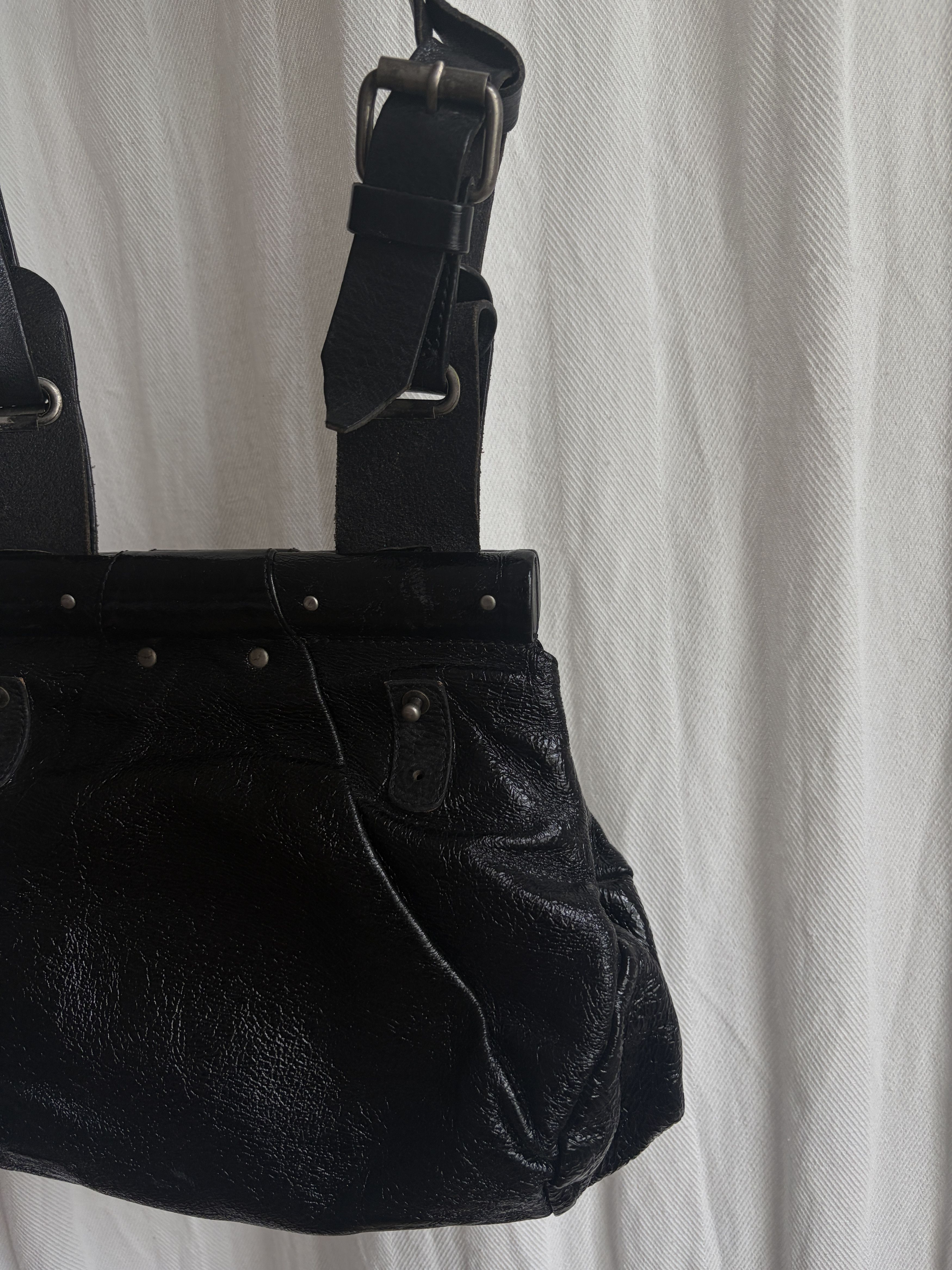 Dries Van Noten 90s Glossed Leather Crossbody Size ONE SIZE - 7 Thumbnail