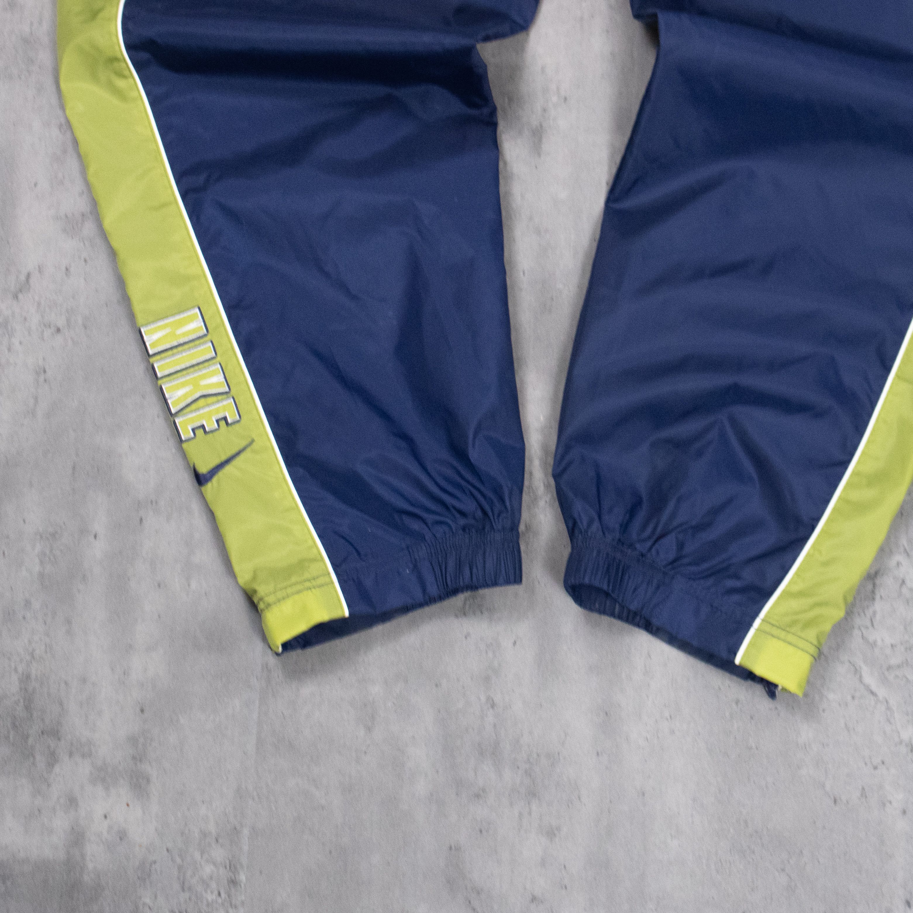 Nike Vintage 90's Nike Navy Stripped Baggy Relax Cuffed Pant's Size US 28 / EU 44 - 6 Thumbnail