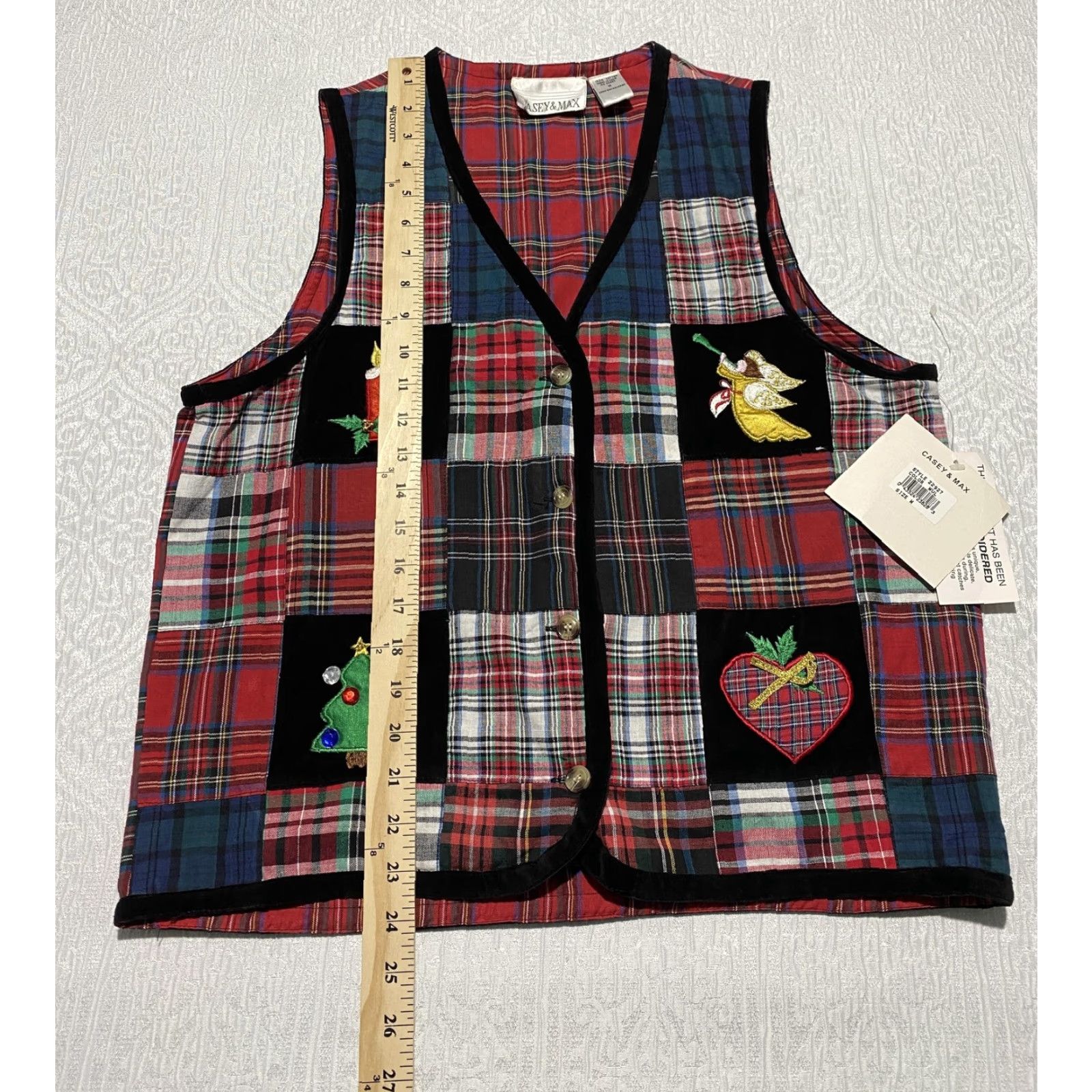 Vintage Casey & Max Vest Womens Medium Red Plaid Patchwork Hand Embroidered Christmas Size M / US 6-8 / IT 42-44 - 6 Thumbnail