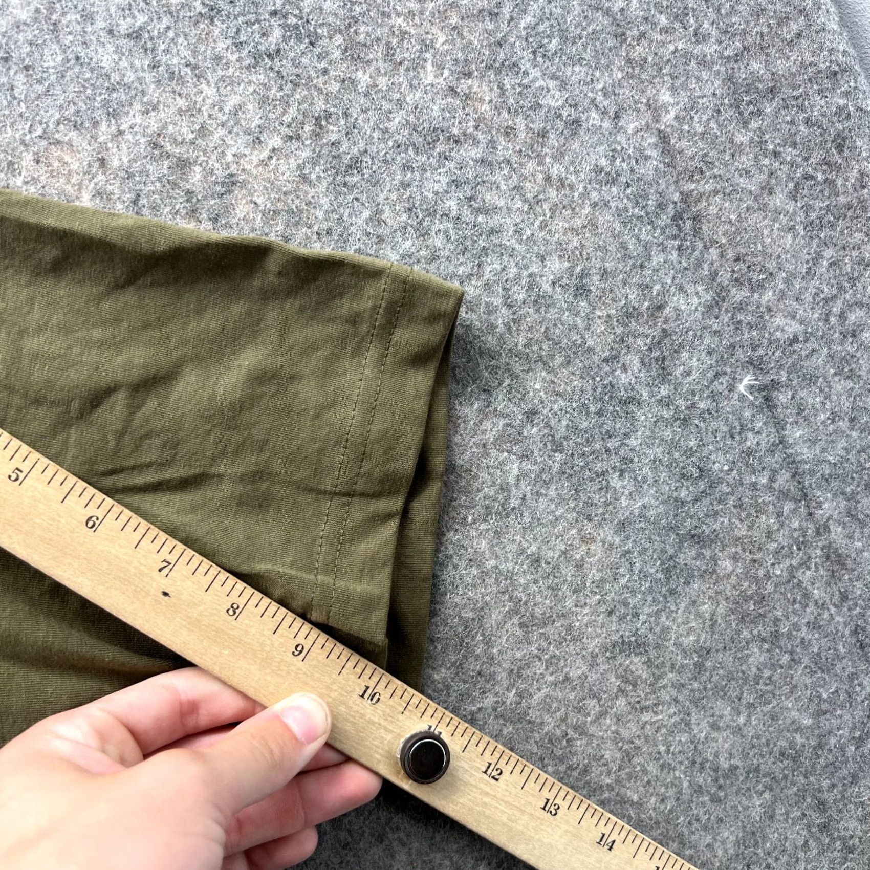 Eddie Bauer VINTAGE Eddie Bauer Shirt Mens Large Green Olive Casual Tee Crewneck Lightweight Top Regular Fit Short Sleeve Logo 90s? Size US L / EU 52-54 / 3 - 5 Thumbnail