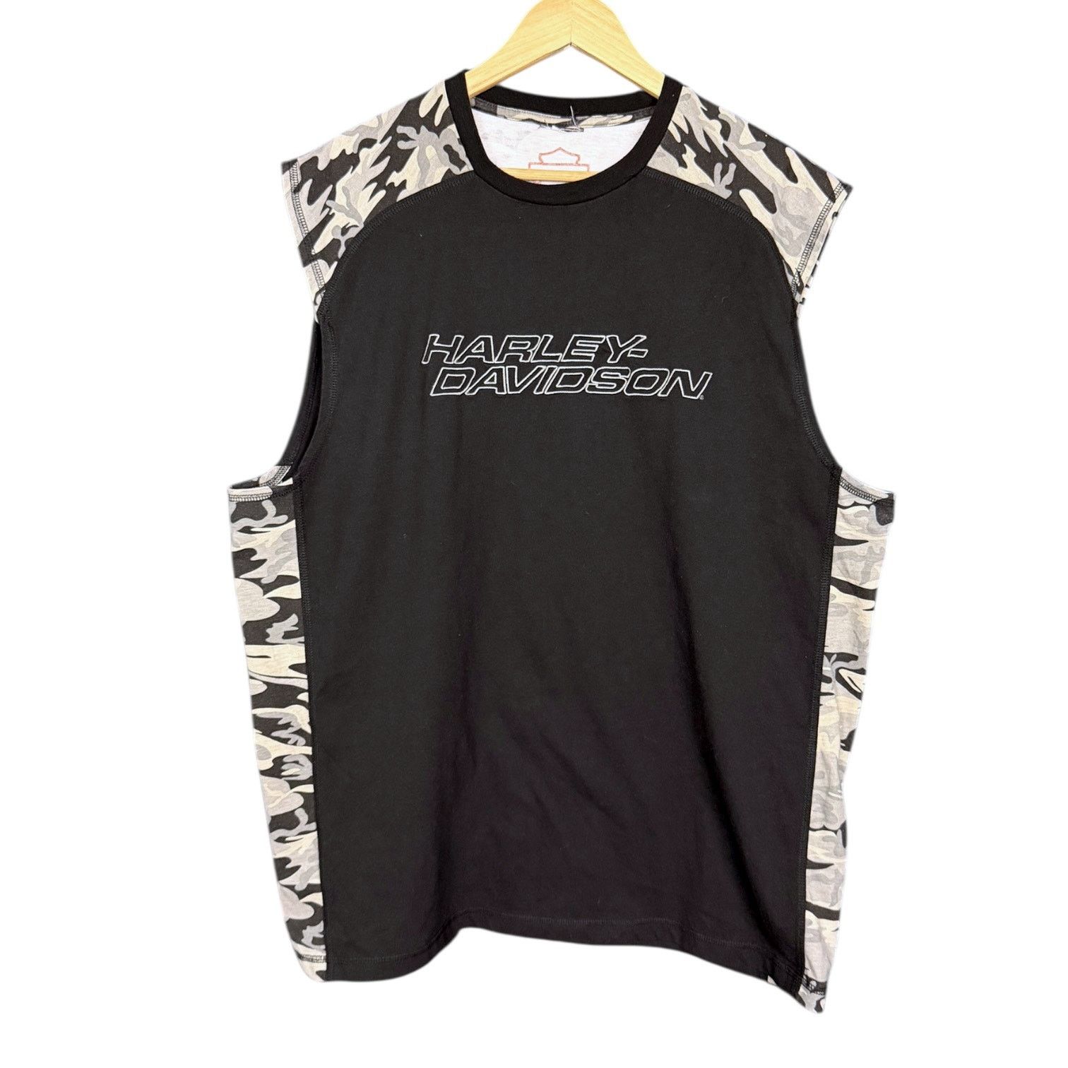 Harley Davidson Men's Harley Davidson Singapore Black & Camo Tank Top XXL Size US XXL / EU 58 / 5 - 1 Thumbnail