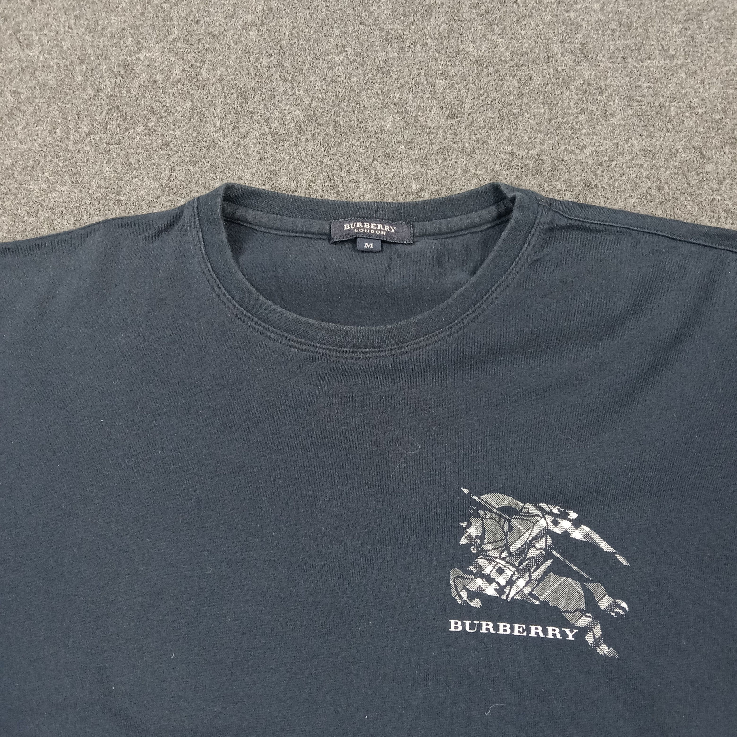Burberry Burberry London Designer Brand Logo Tshirt C285N54 Size US M / EU 48-50 / 2 - 4 Thumbnail