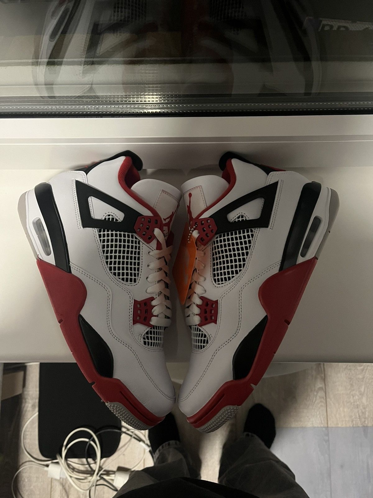 Jordan Brand × Nike Jordan 1 Fire Red 2020 Size US 8 / EU 41 - 2 Thumbnail