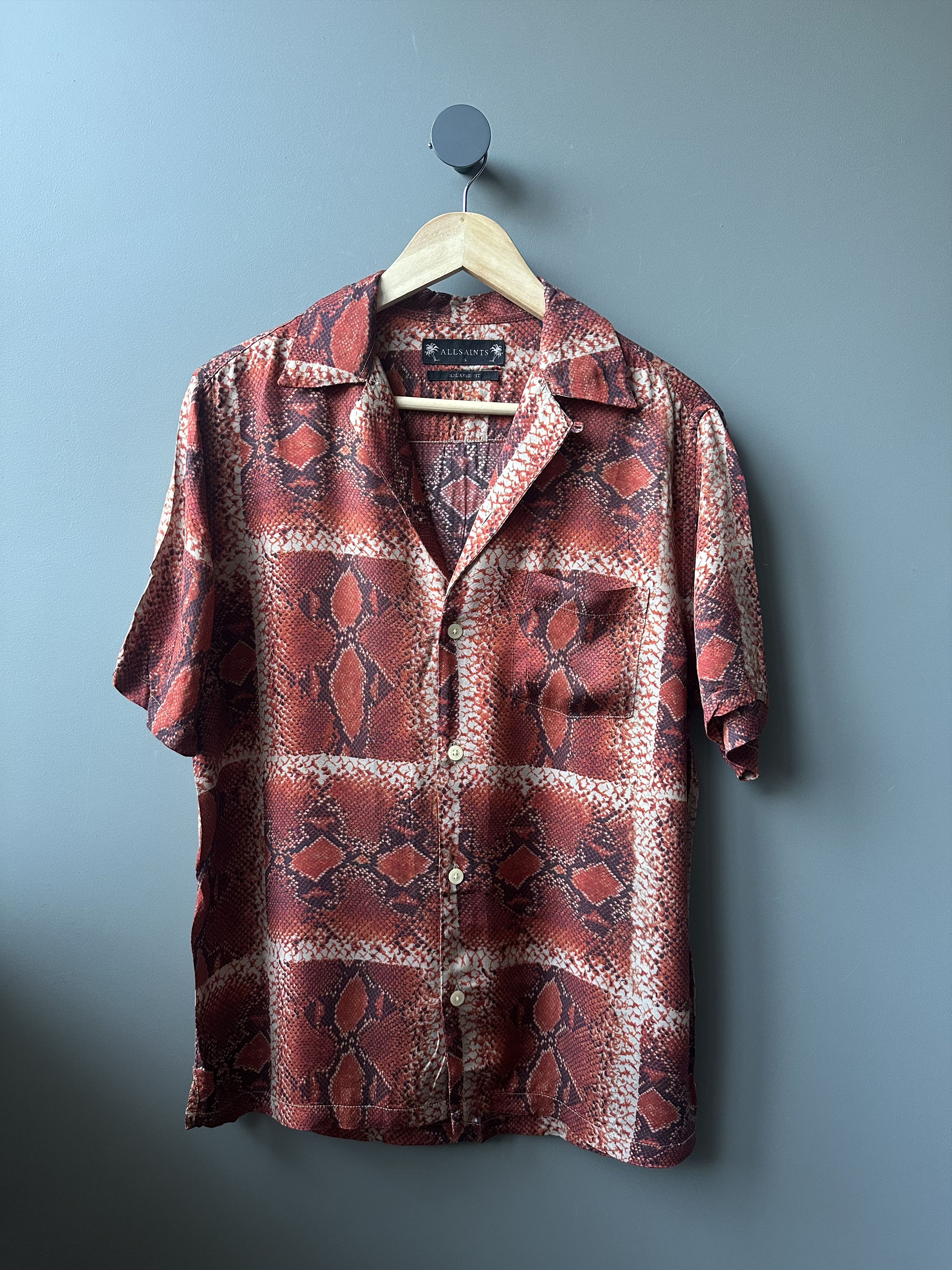 Allsaints Allsaints EXO Snakeskin Printed Open Collar Viscose Shirt Size US S / EU 44-46 / 1 - 1 Thumbnail