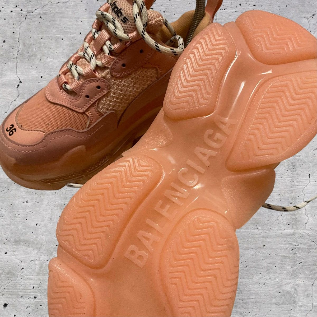 Balenciaga Balenciaga Triple S Size US 6.5 / IT 36.5 - 1 Thumbnail
