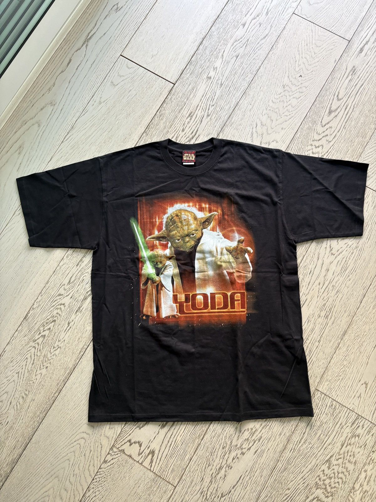 Star Wars Vintage 2000s Star Wars Yoda Graphic Tee (Jerzees Tag) Size US XL / EU 56 / 4 - 1 Thumbnail