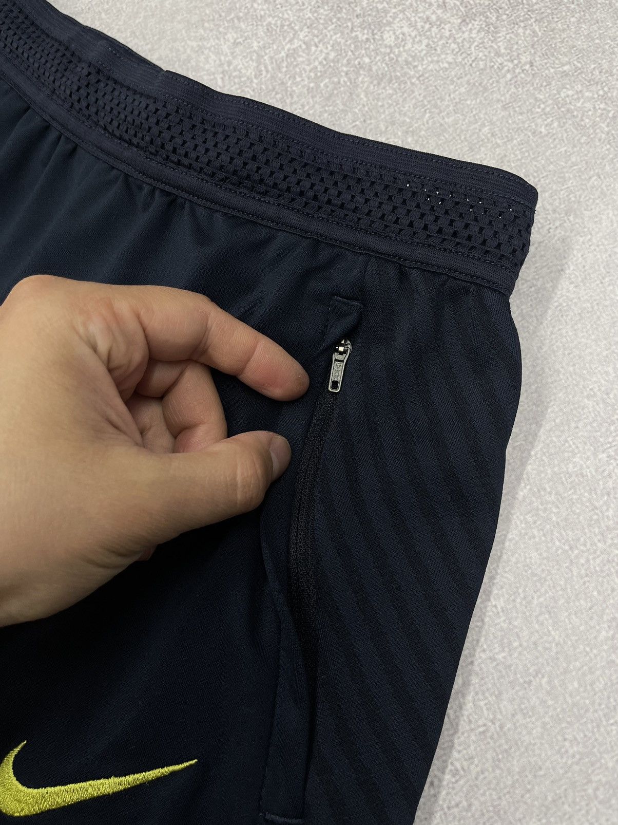 Nike Mens Nike FC Barcelona Soccer Sweatpants Jersey Barca Size US 30 / EU 46 - 6 Thumbnail