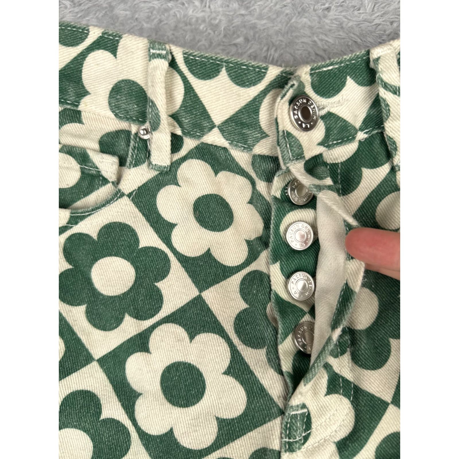 Pacsun VINTAGE Pacsun Jeans Womens 23 White Green Floral Straight Leg High Rise Cotton 23x25 (not vintage actually) Size 40" / US 18 - 5 Thumbnail