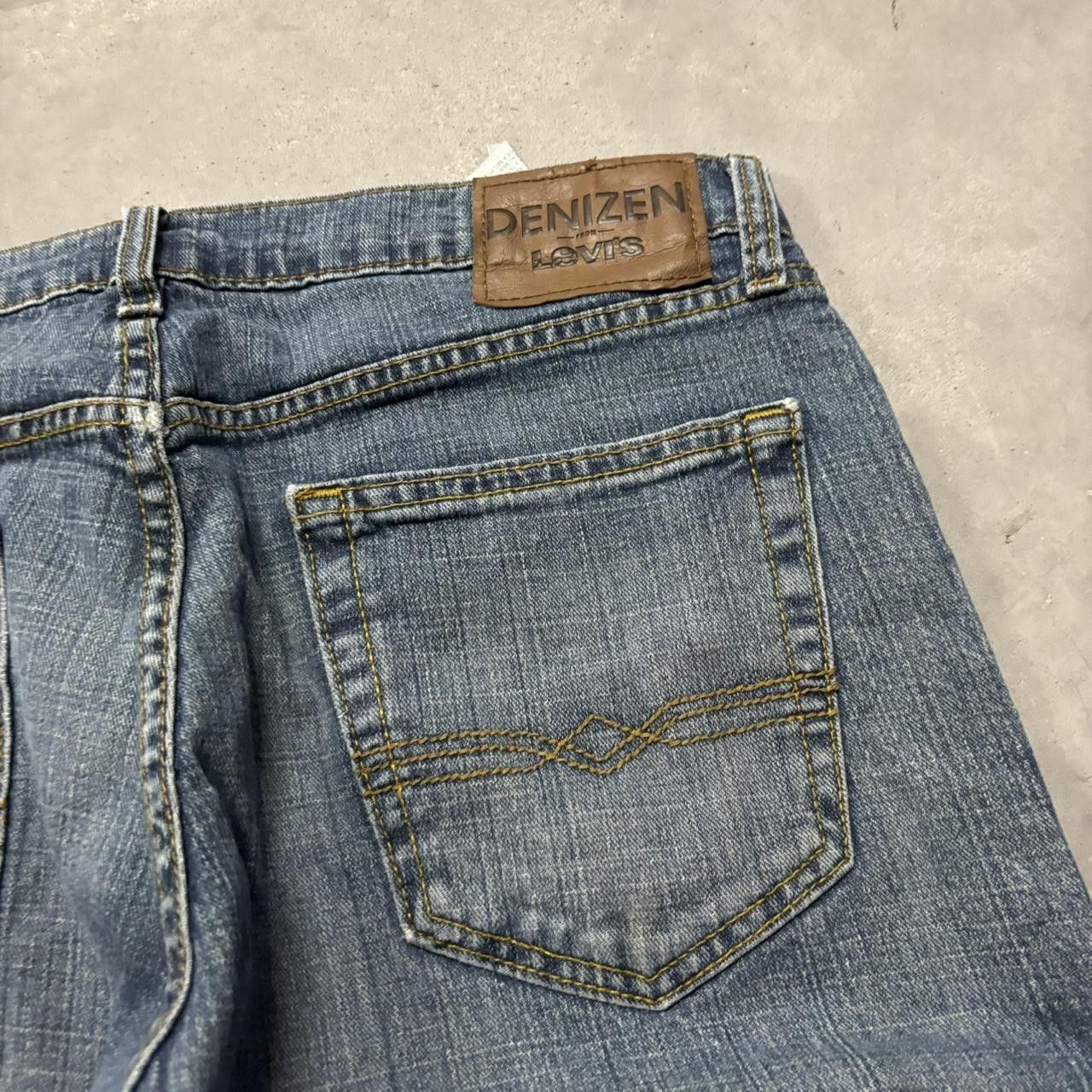 Levi's × Vintage Crazy Vintage Y2K/2000s Grunge Dark Wash Levi’s Denim Jeans! Size US 34 / EU 50 - 7 Thumbnail