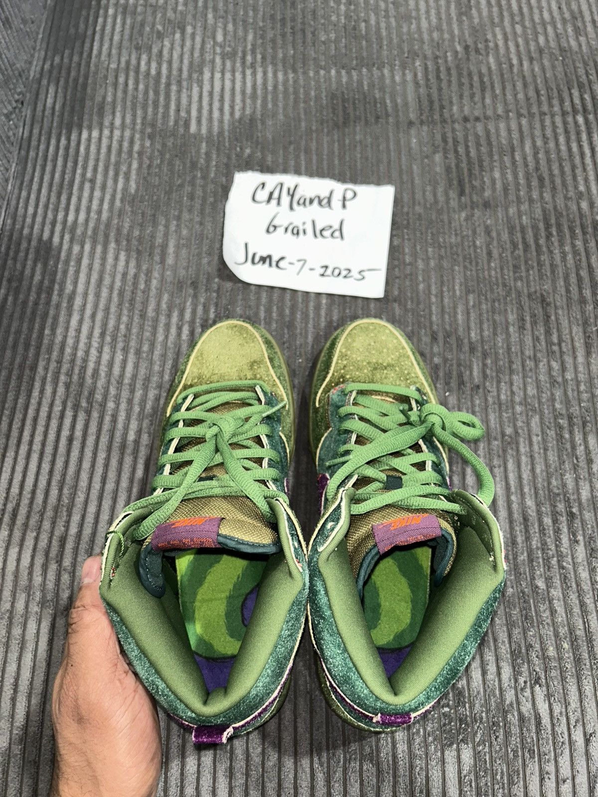 Vintage NIKE SB SKUNKS Size US 11 / EU 44 - 23 Thumbnail