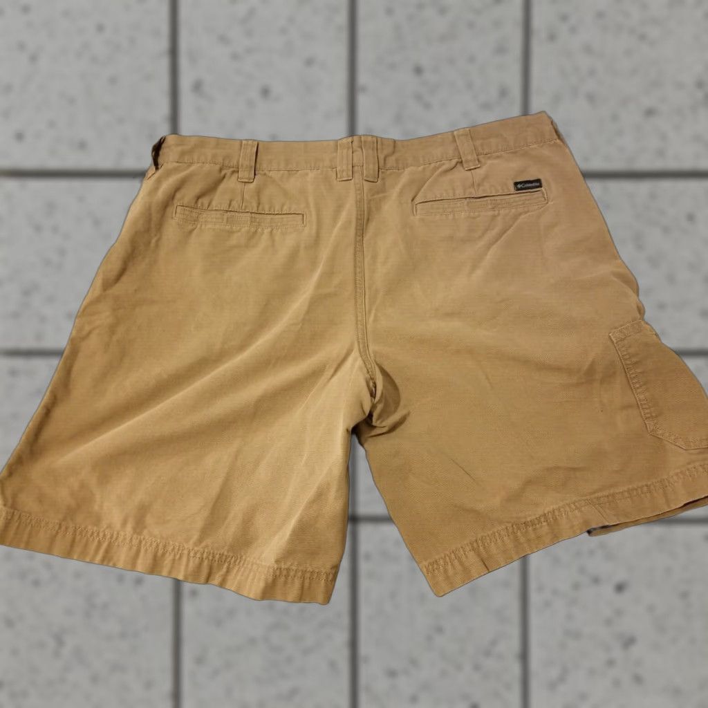 Vintage Columbia Sportswear Mens Shorts Chino 40 Cotton Beige - Regular, 9.5 Inseam, Cotton Chino, Size 40, Beige, Mens Colinba? Size US 40 / EU 56 - 1 Thumbnail