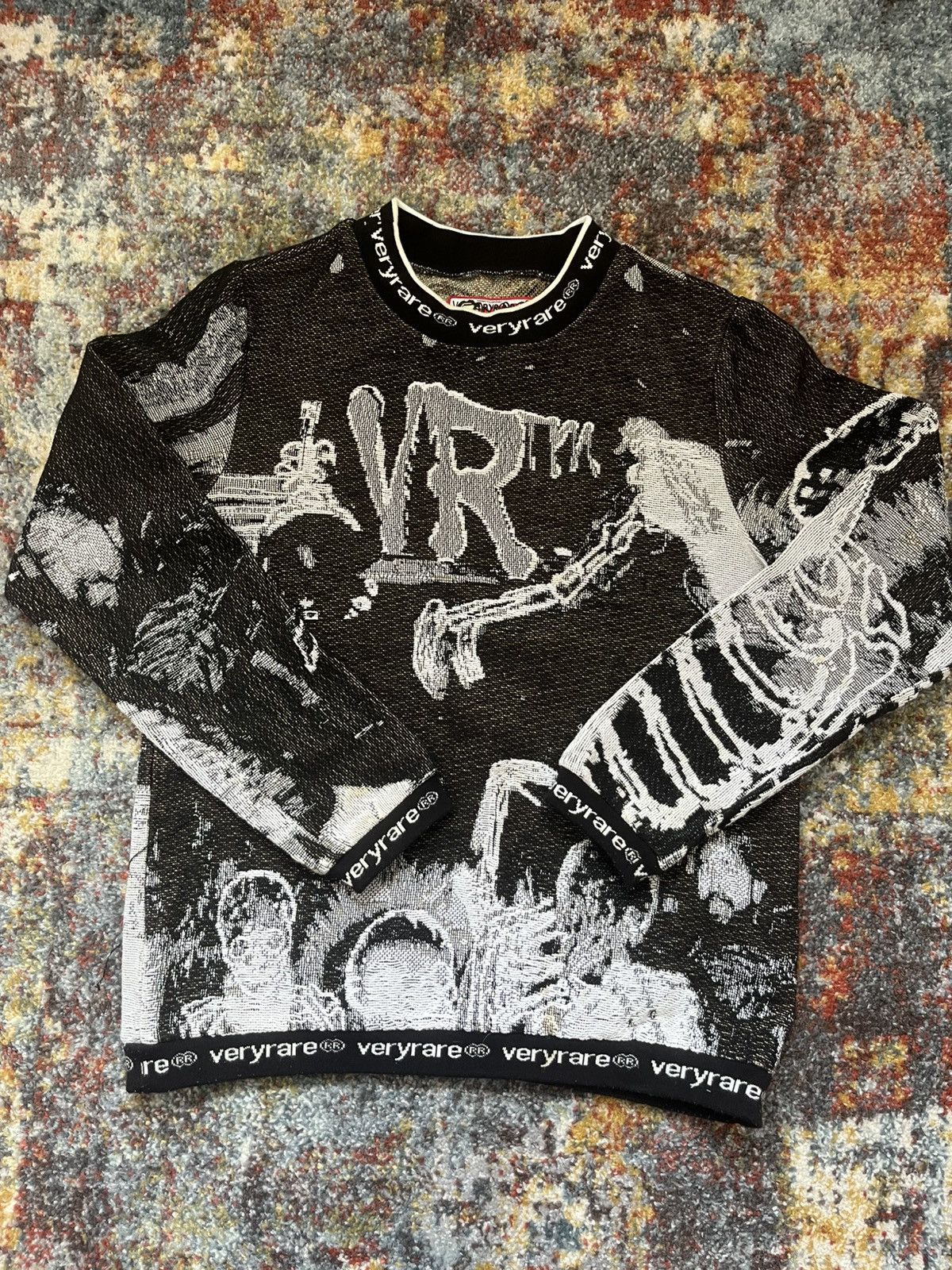 Other VERYRARE™ "Die Lit" Jacquard Crewneck woven sweater Rap Size US XL / EU 56 / 4 - 2 Thumbnail