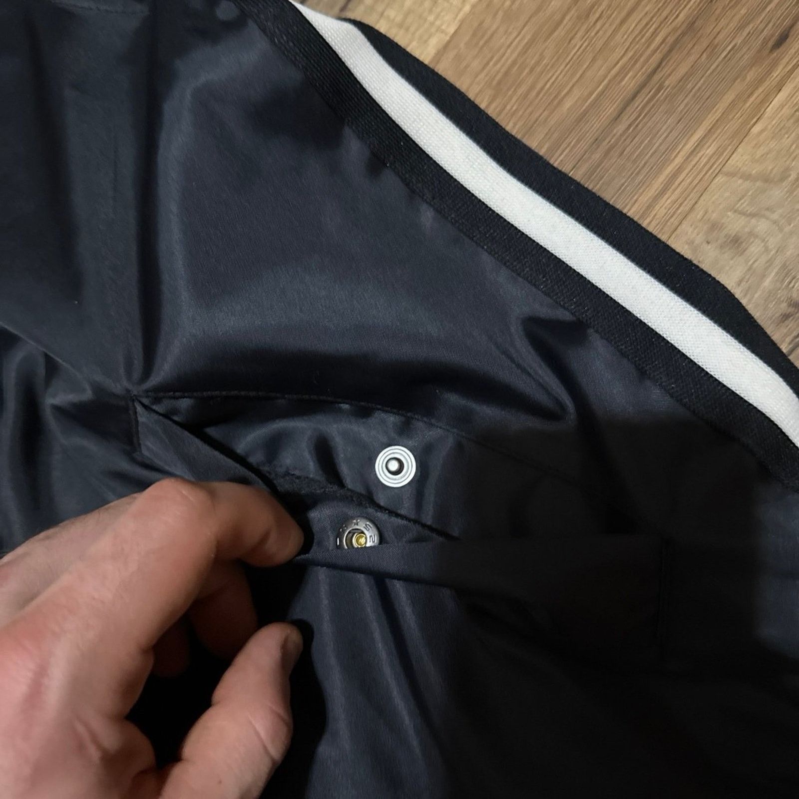 Nike NWOT Nike Air DNA Satin Repel Button Up Jacket Size US M / EU 48-50 / 2 - 4 Thumbnail