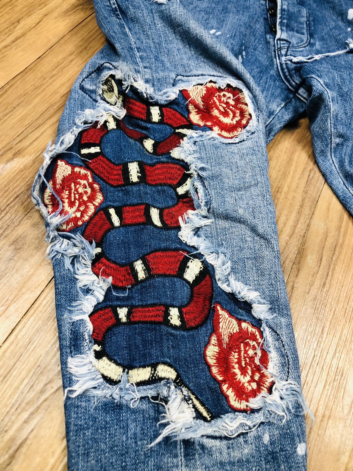 Other 2Y DNM Distress Jeans (33) Size US 29 - 10 Thumbnail