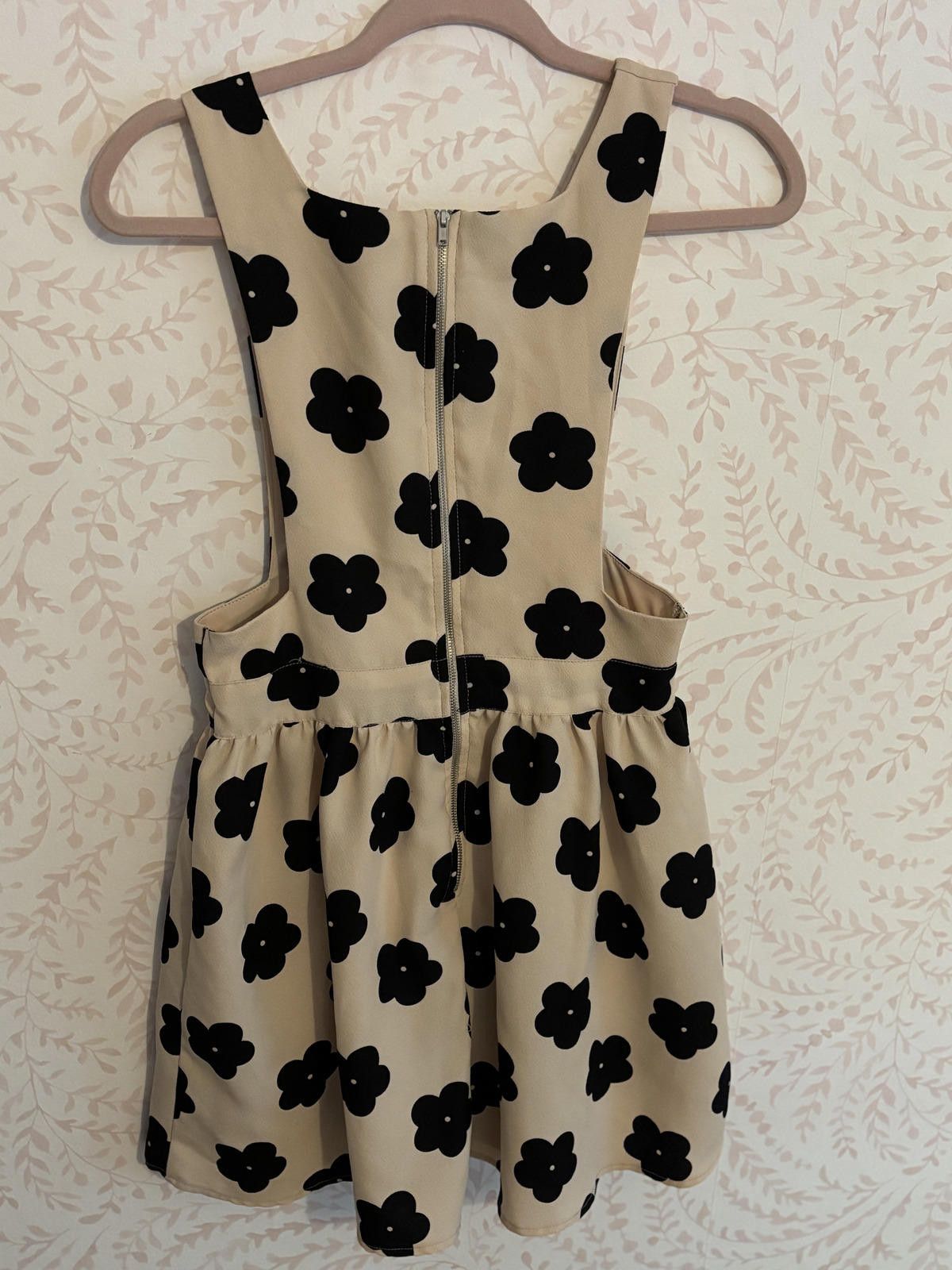 Designer NWOT One Love Chic Floral Print Dress Size S / US 4 / IT 40 - 5 Thumbnail